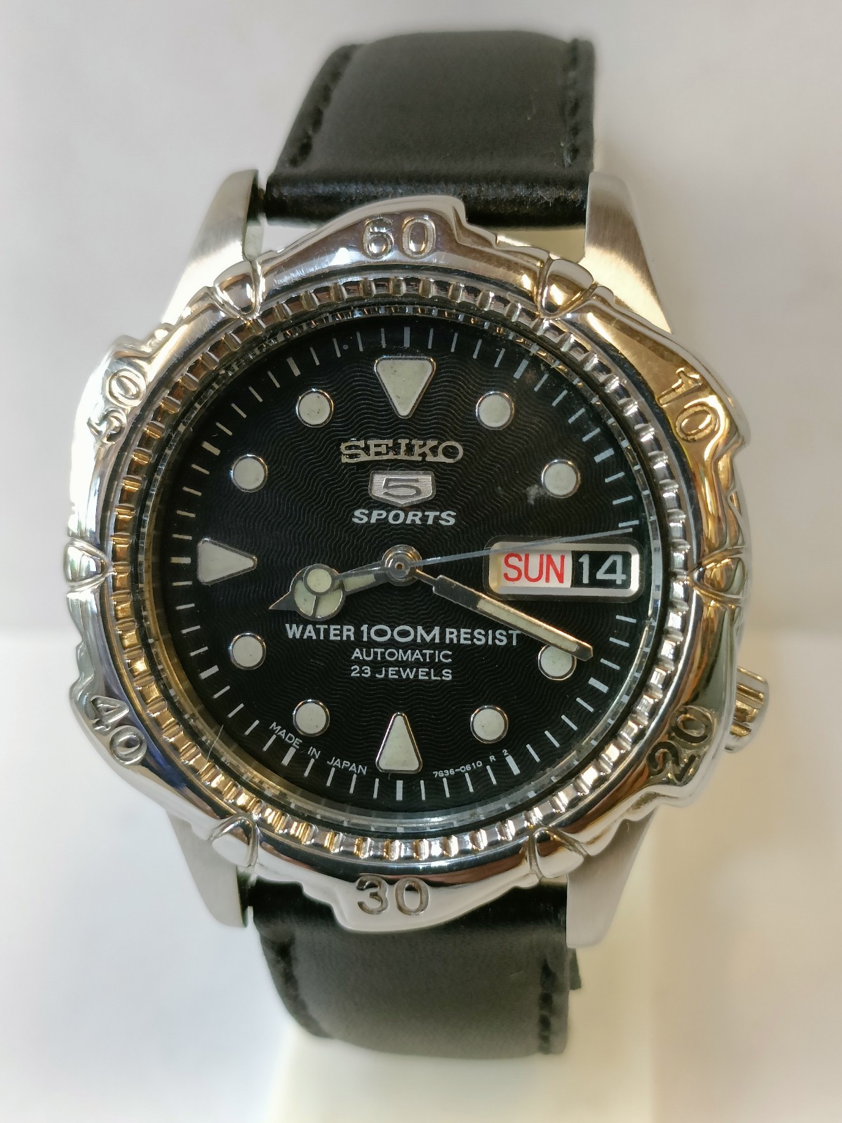 VINTAGE SEIKO 5 SPORTS AUTOMATIC BLACK DIAL 7S36 JAPAN MEN’S WORKING