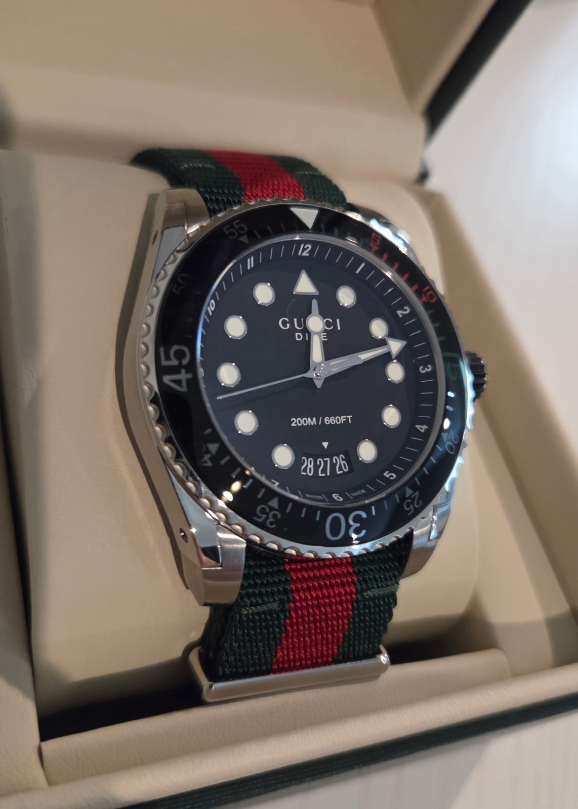 Gucci Dive 45mm Steel Black Dial Quartz Men Watch YA136209