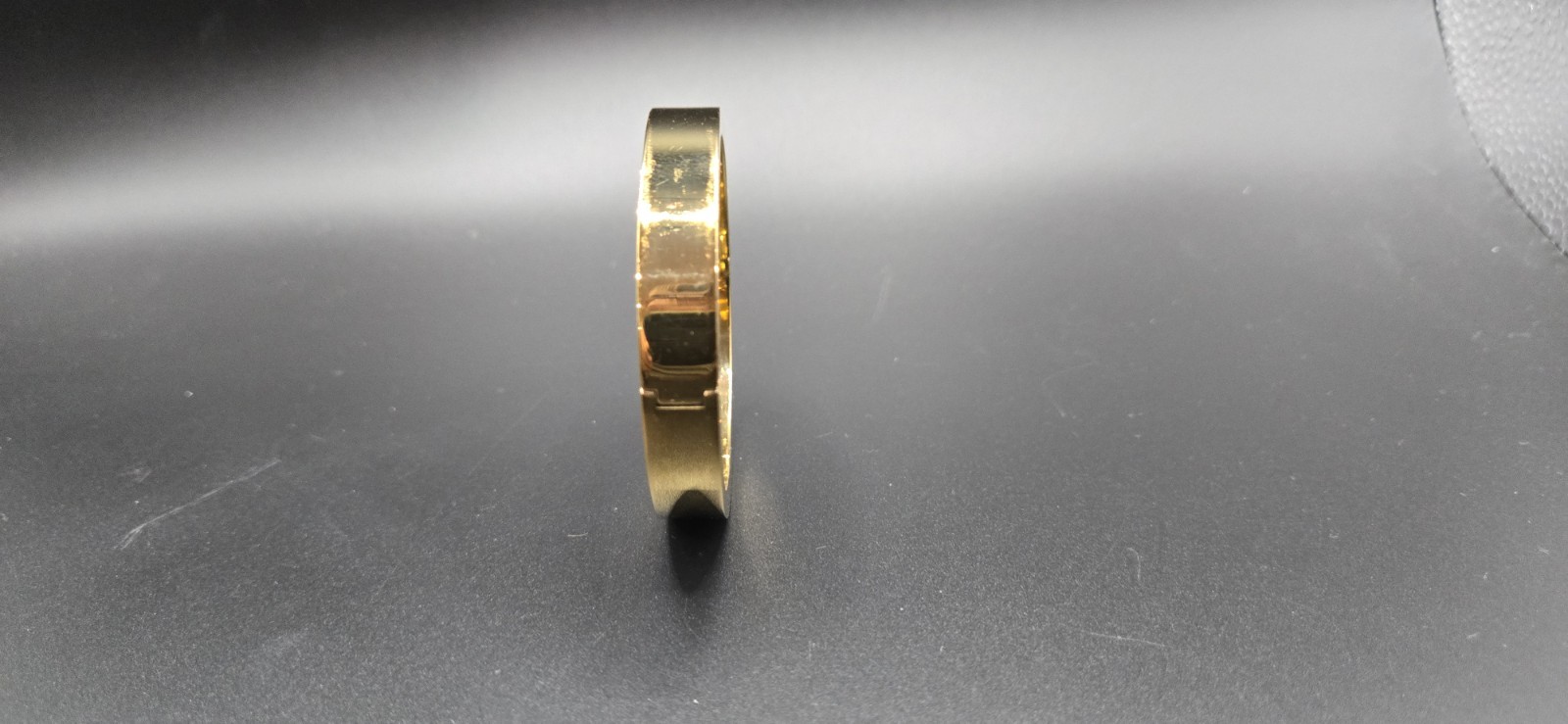 VTG Signed J.CREW Cuff Bracelet Gold Tone Lux Shine Hinged Push Lock
