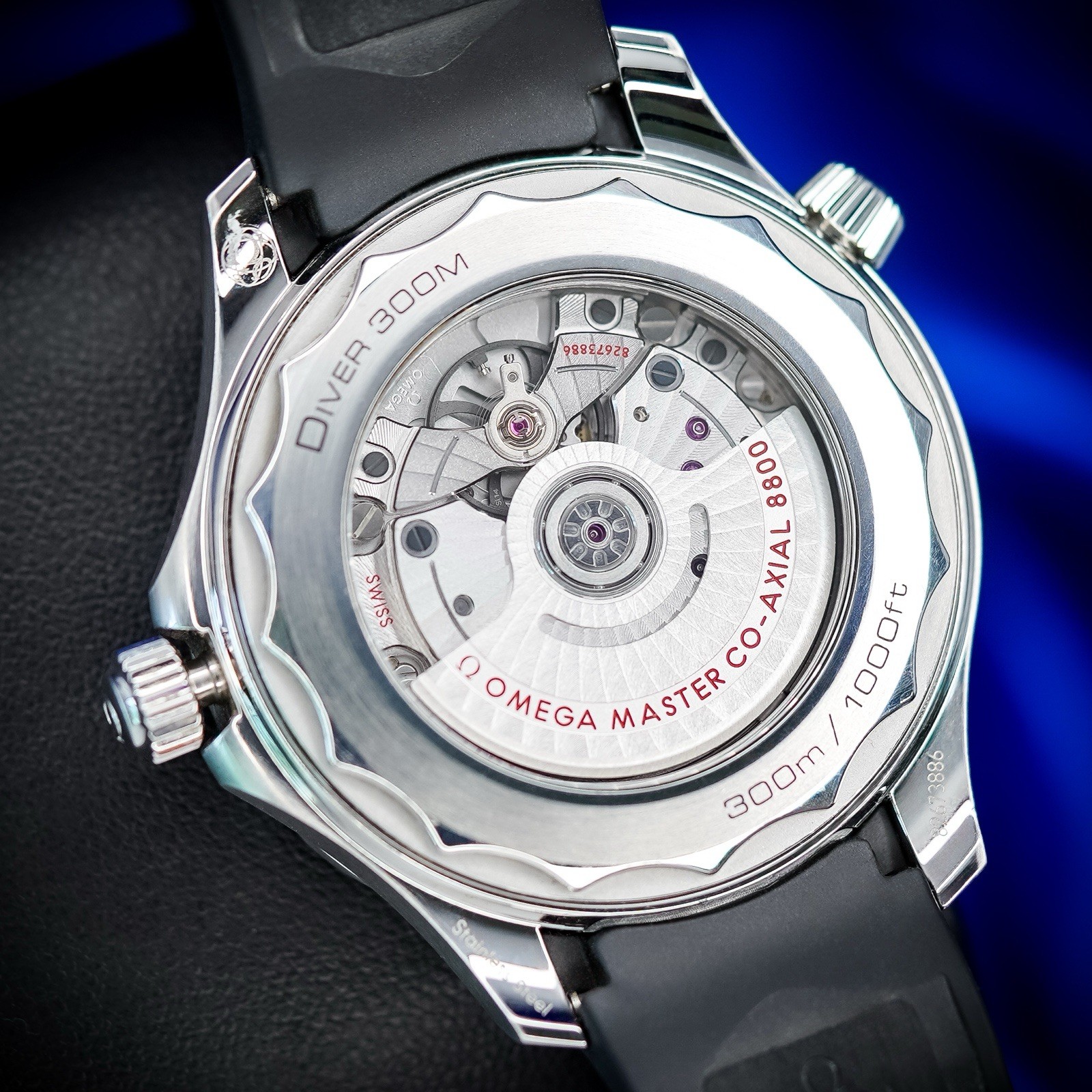 Omega Seamaster Diver 300M 210.32.42.20.04.001 42mm Steel White Dial Box Papers
