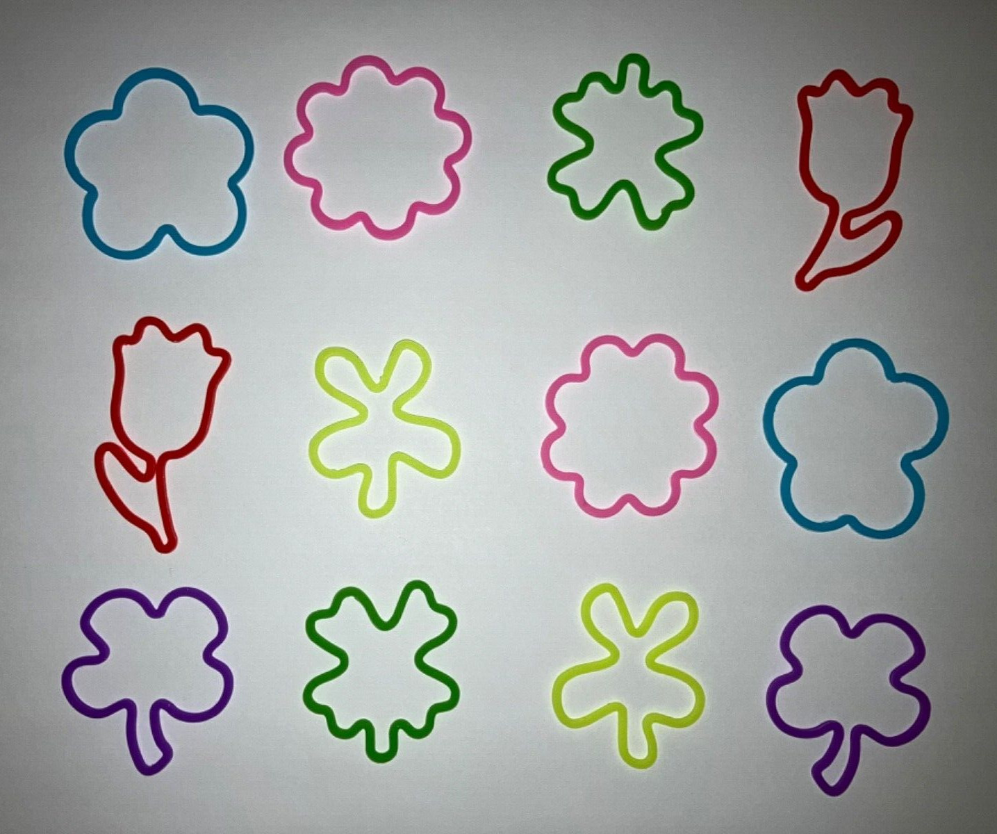 Silly Bandz 24 Flowers and Insect Shapes Elastic Bracelets 2 12 Packs BRAND NEW