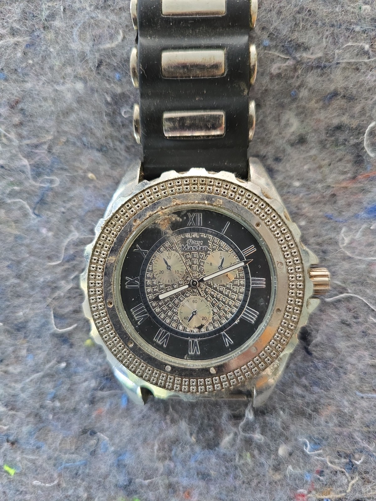 Lot of 9 Fashion Quartz Wrist Watches Geneva Techno King Pave Master Untested