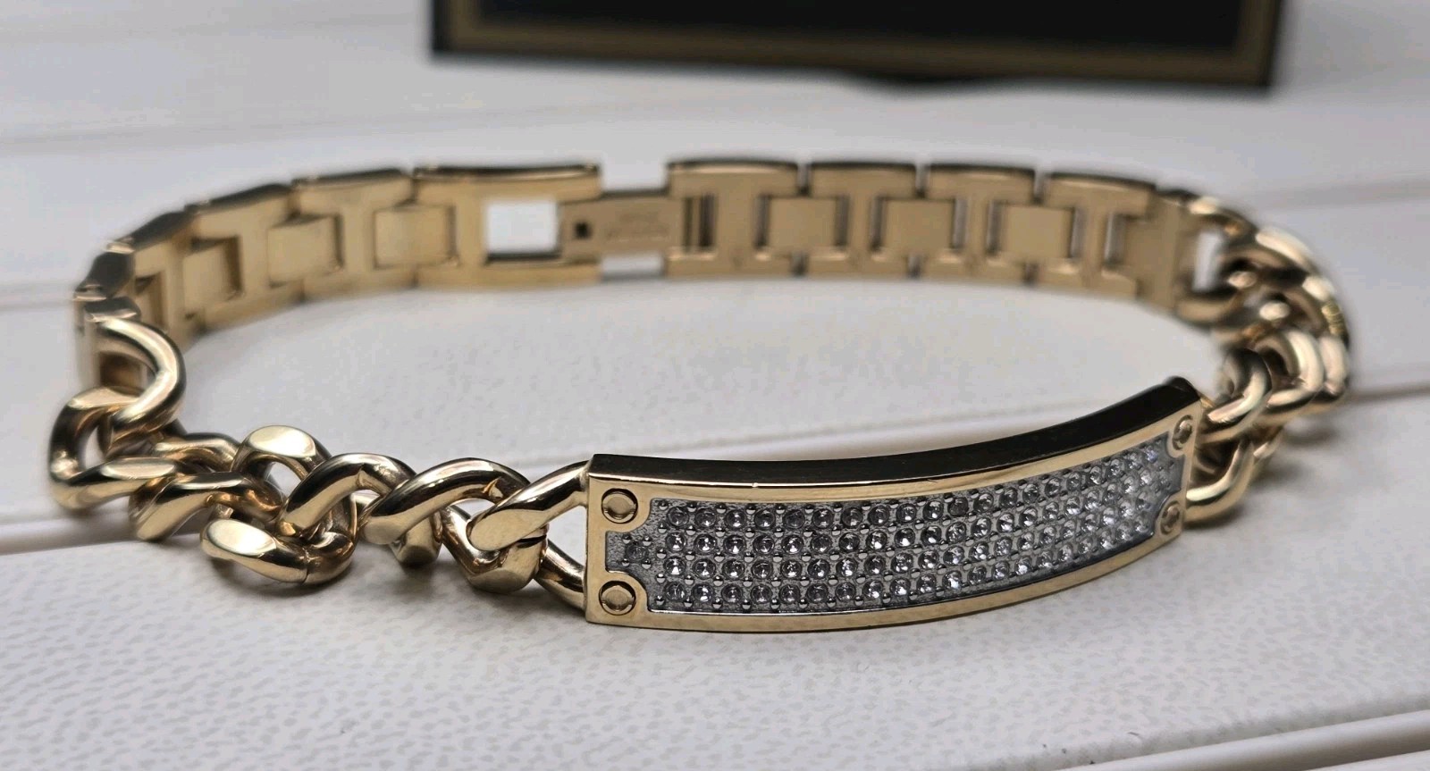 Bulova 98K106 Genuine Gold Tone Crystal Bracelet OEM Gift Set Bracelet Only