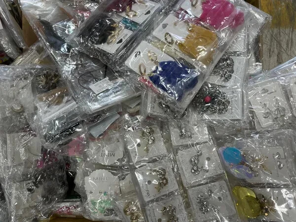 Lot Of 200 Pieces Of High Quality Fashion Jewelry – Original Retail Values To $9