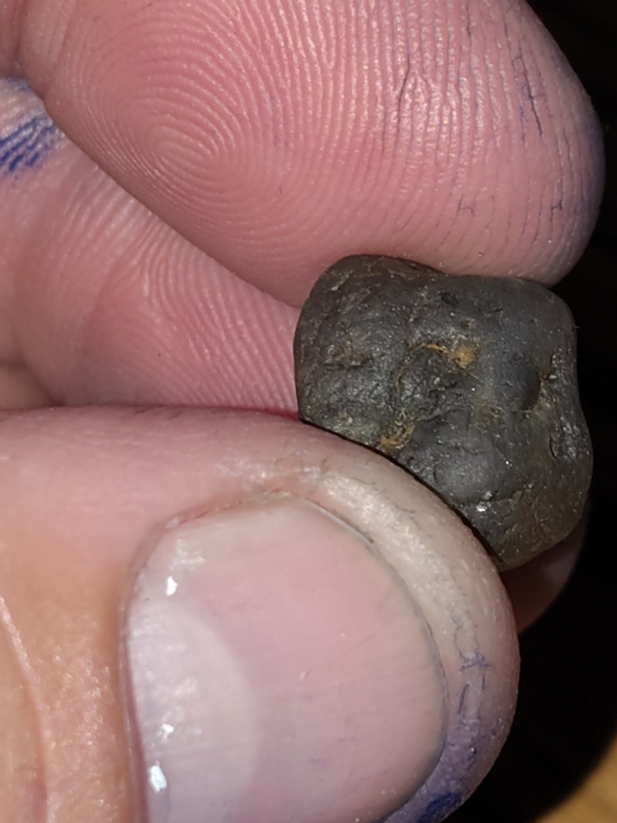 Natural Uncut Blue Gray Montana Sapphire Specimen 1.95 CT 7.5×7.5×5 mm