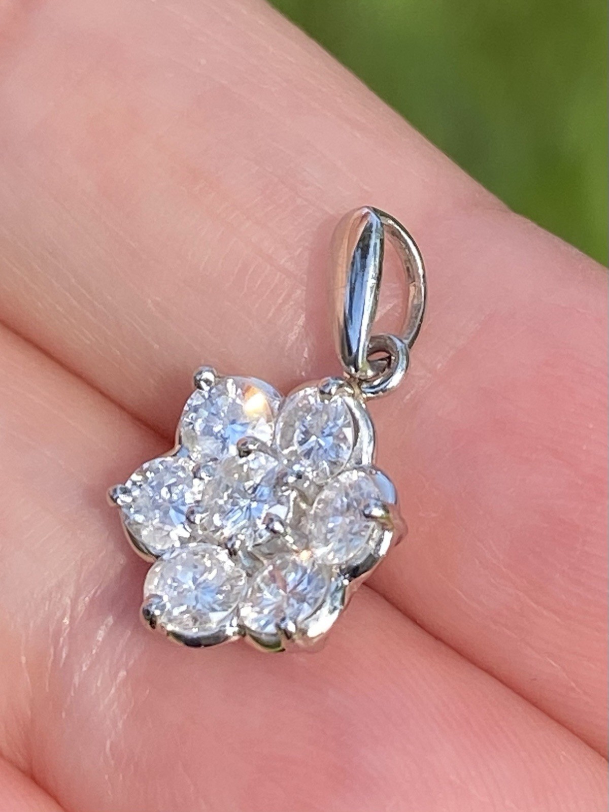 1.00CTW 100% Natural Diamond Flower Cluster Platinum Pendant