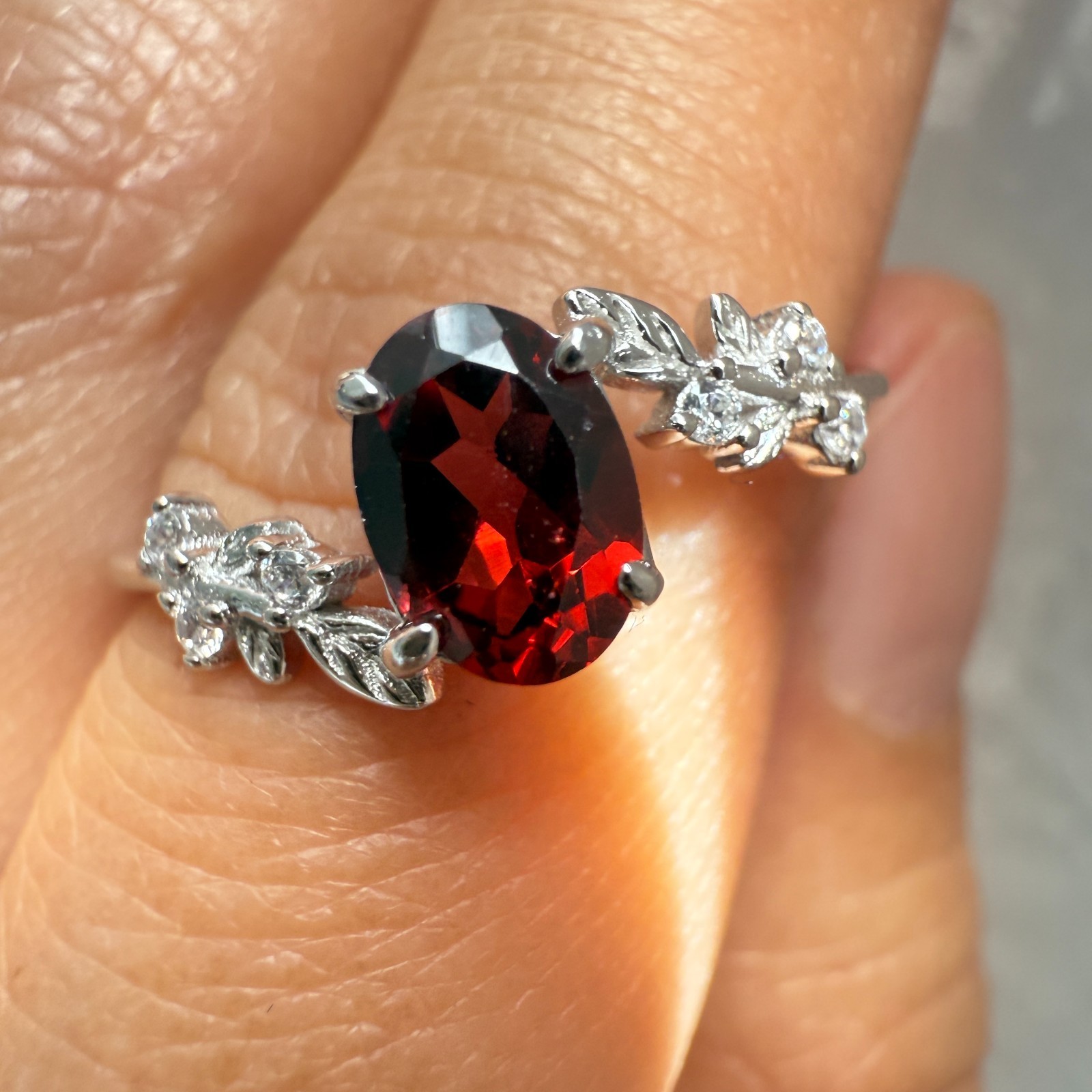925 Sterling Silver Ring 7x5mm Natural Rhodolite Garnet Gemstone Zircon Flower