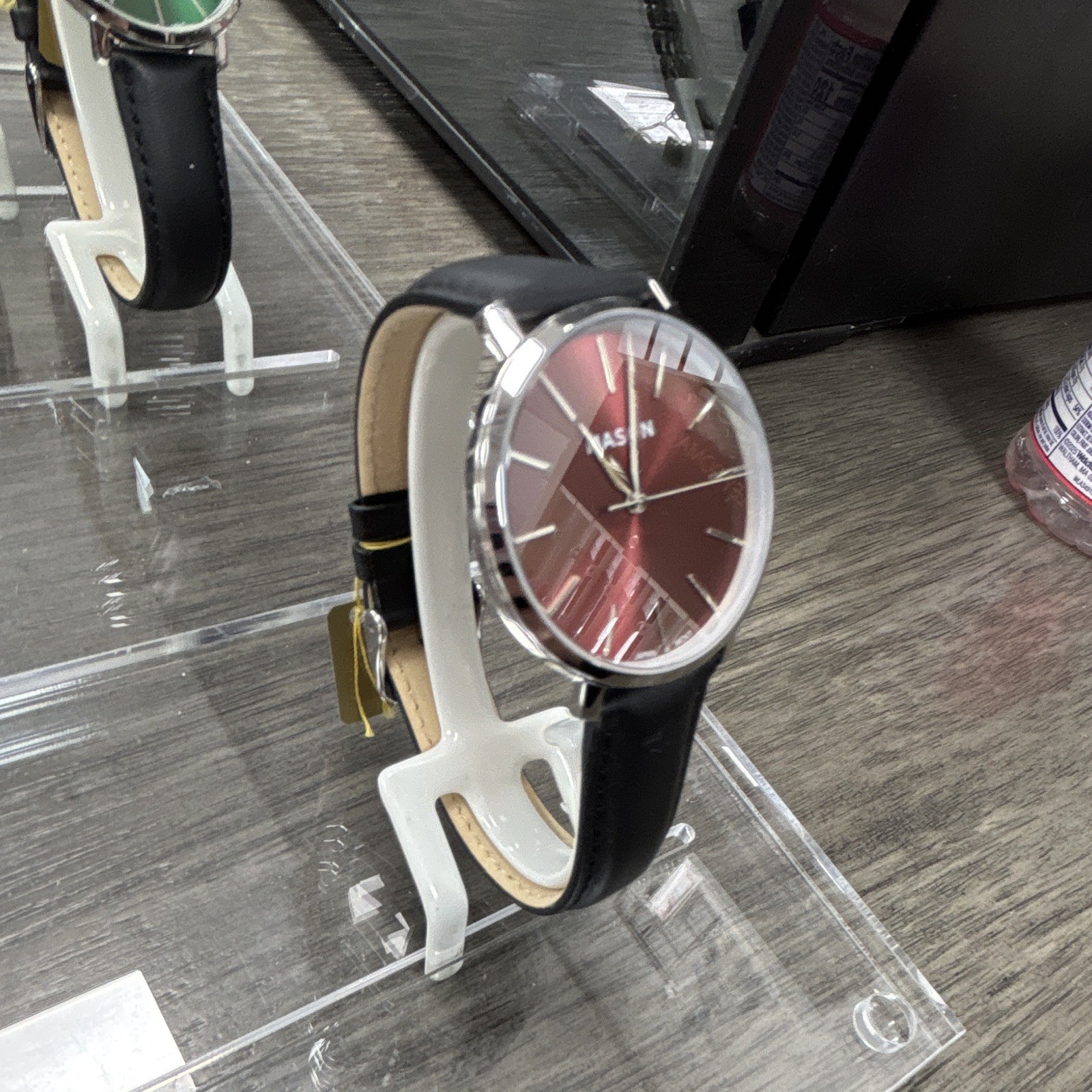 MASON Analog Wristwatch Silver Case Black Leather Strap Red Dial