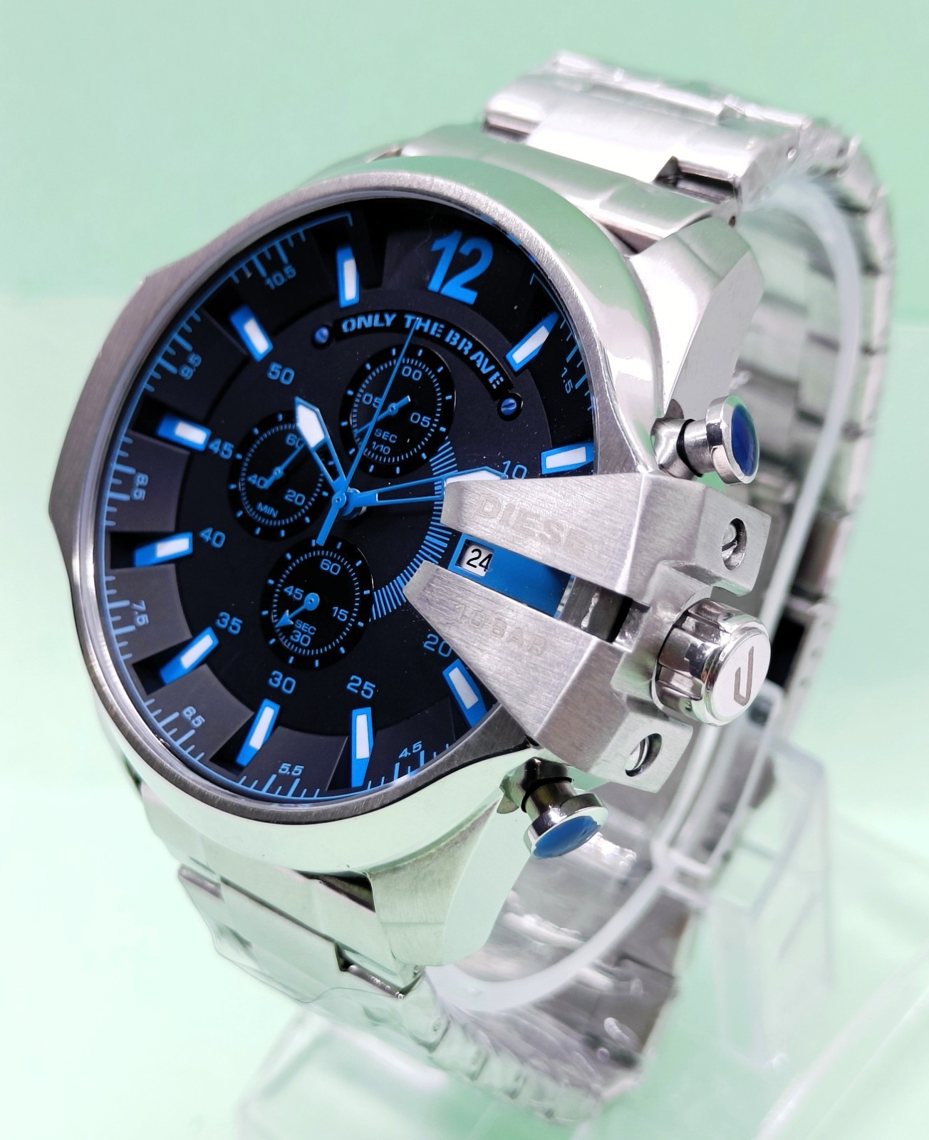 Awesome Diesel 10 Bar “ONLY THE BRAVE” Chronograph Quartz Men’s Wrist Watch