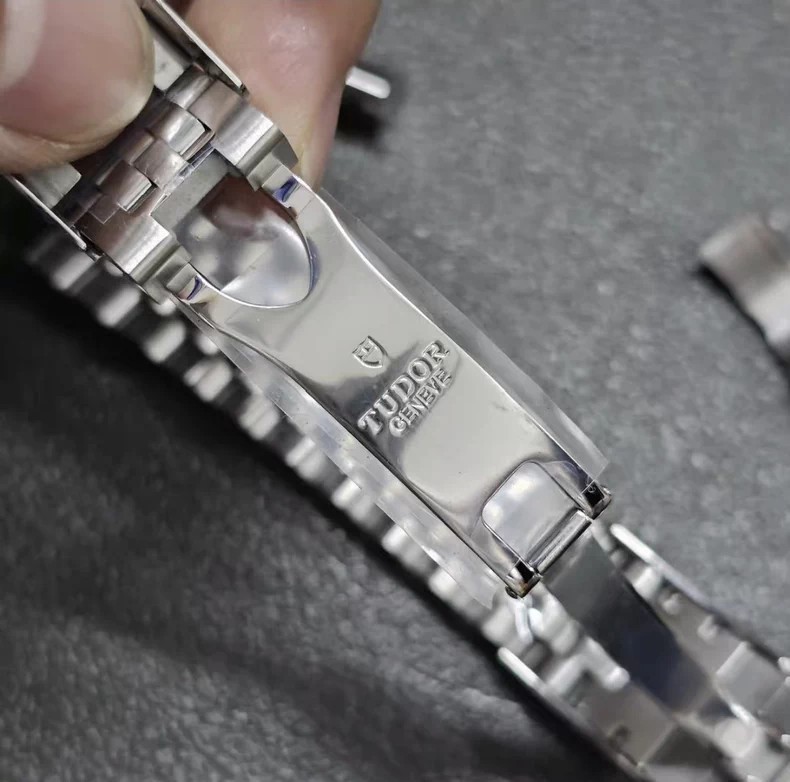 For Tudor Black Bay Pro M79470 Stainless Steel Bracelet T-fit clasp