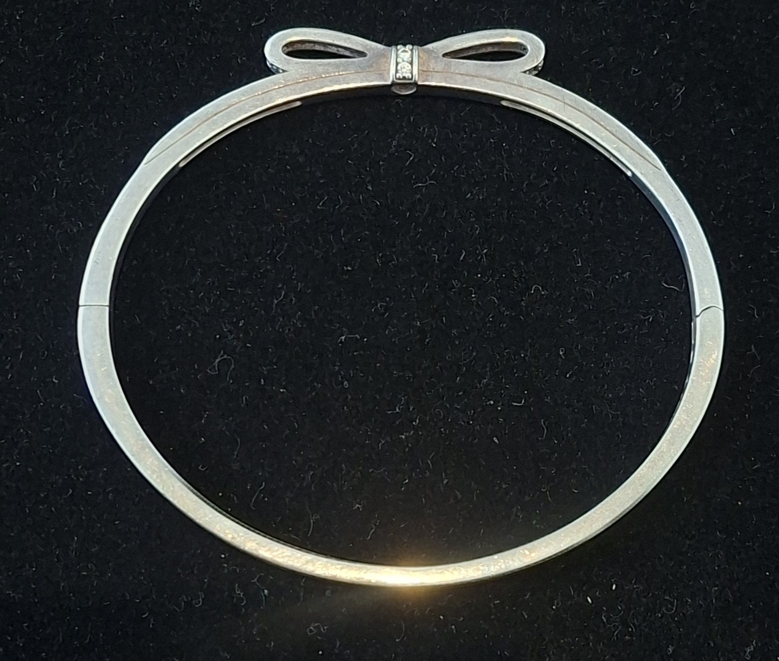 Genuine Hallmarked Pandora .925 Sterling Silver Bow Bangle In Box 14.93g