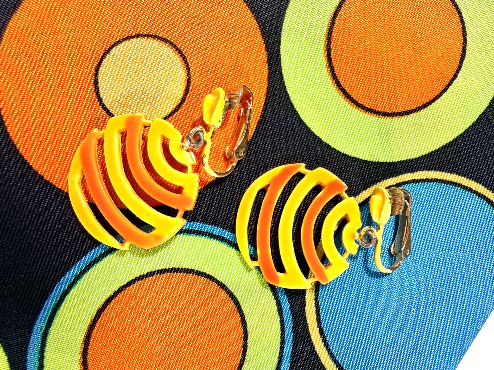 VTG 1970s Mod Psychedelic Hair Scarf & Earring Set Circles Polyester Estate Find
