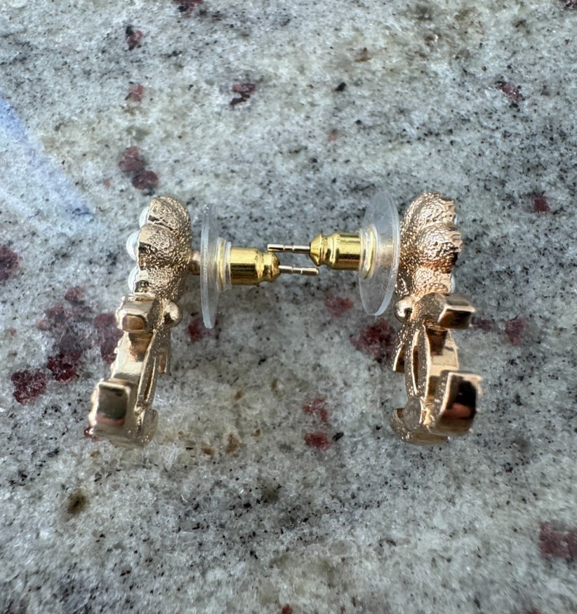 Chanel Camellia CC Logo Earrings Pearl/Crystal Light Gold Tone