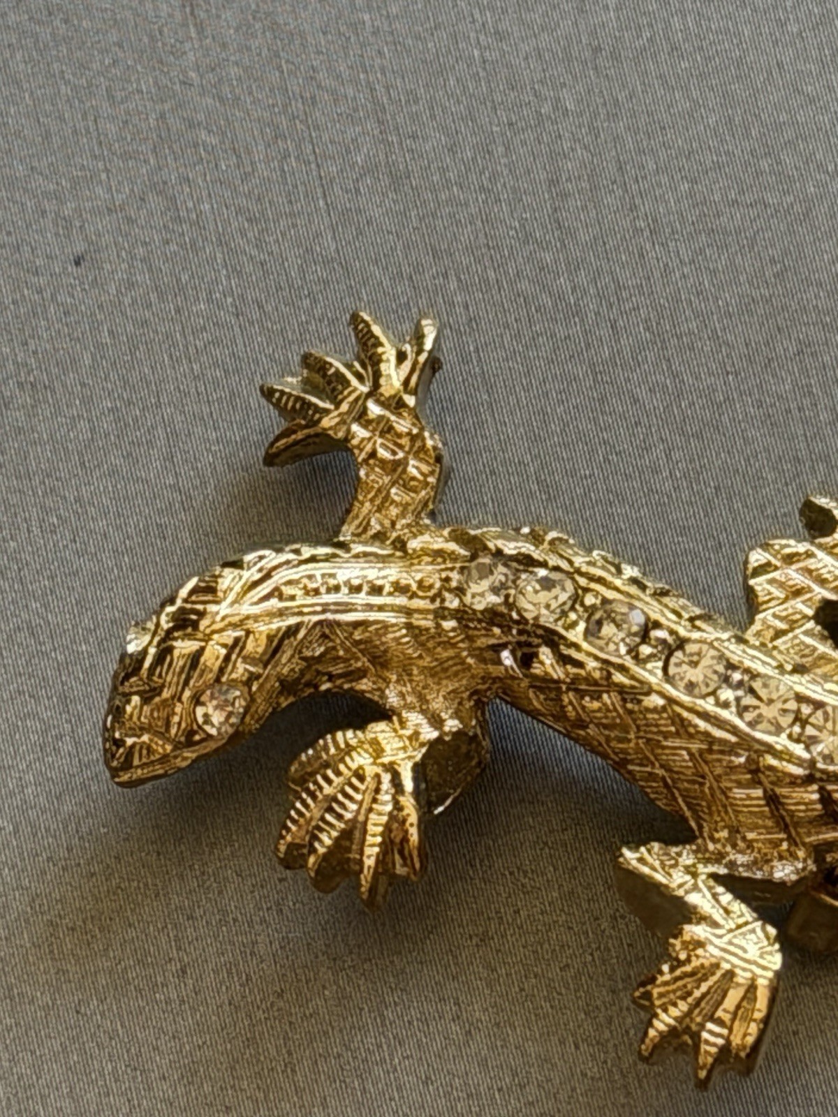 Gerry’s Gold Tone Lizard Gecko Signed Rhinestones Brooch Vintage