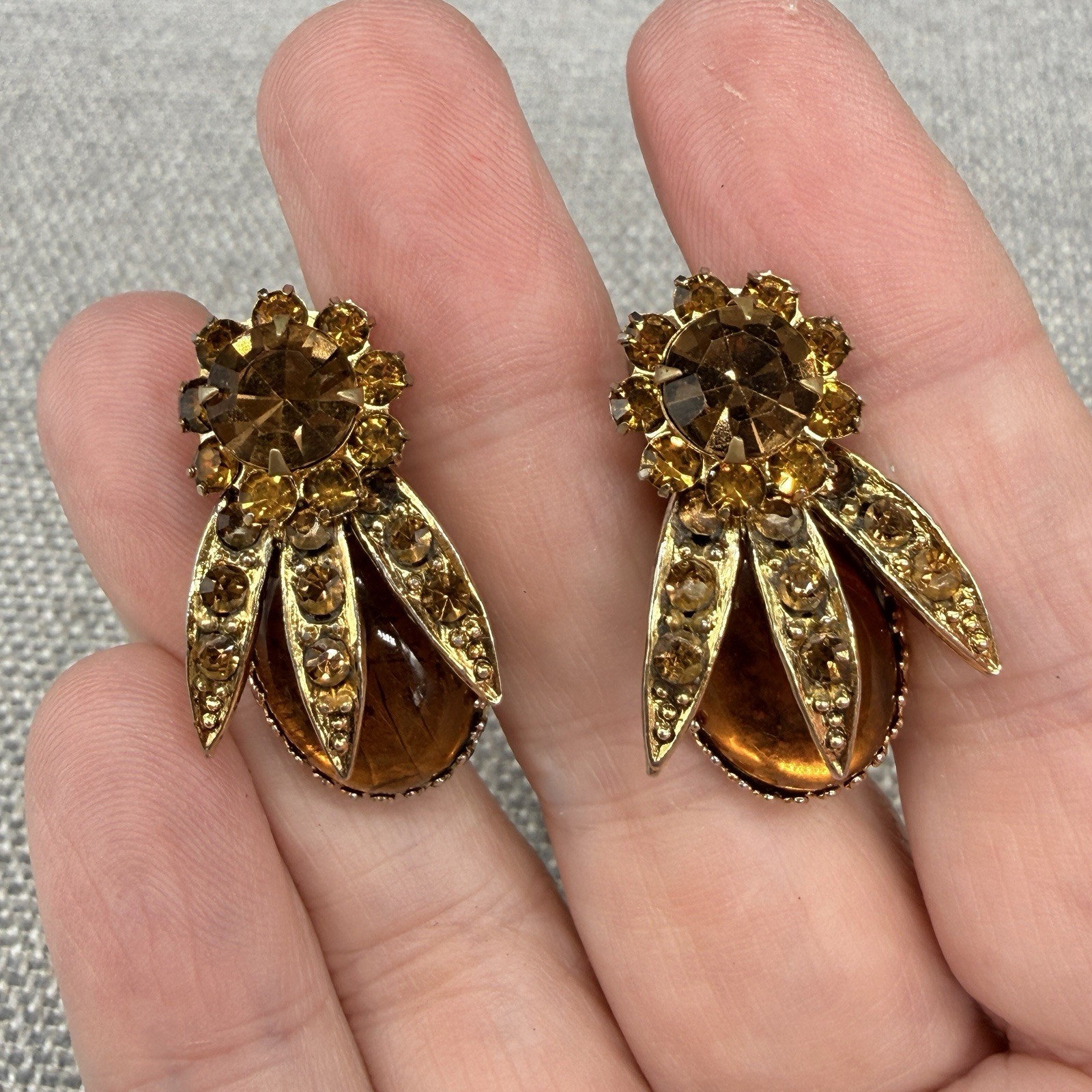 Vintage Clip On Earrings Orange Brown AB Rhinestones ￼