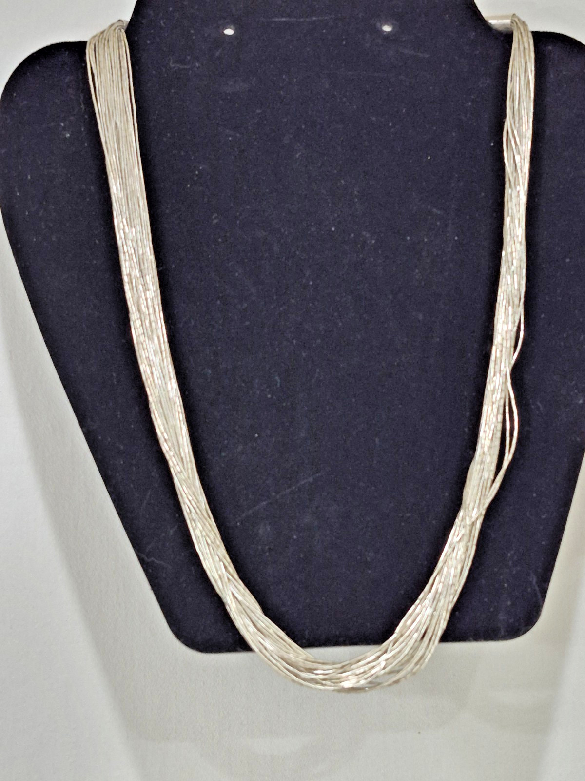 Vintage Navajo Native American Liquid Sterling Silver 30 Strand Necklace 22″27g