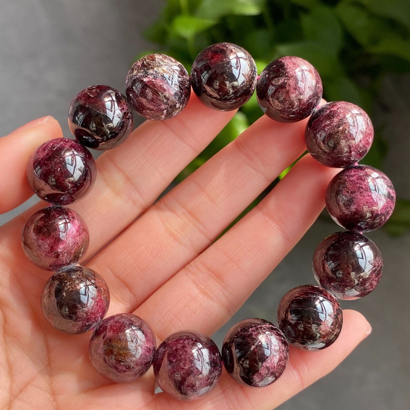 15.2mm Natural Red Garnet Crystal Beads Bracelet 1648