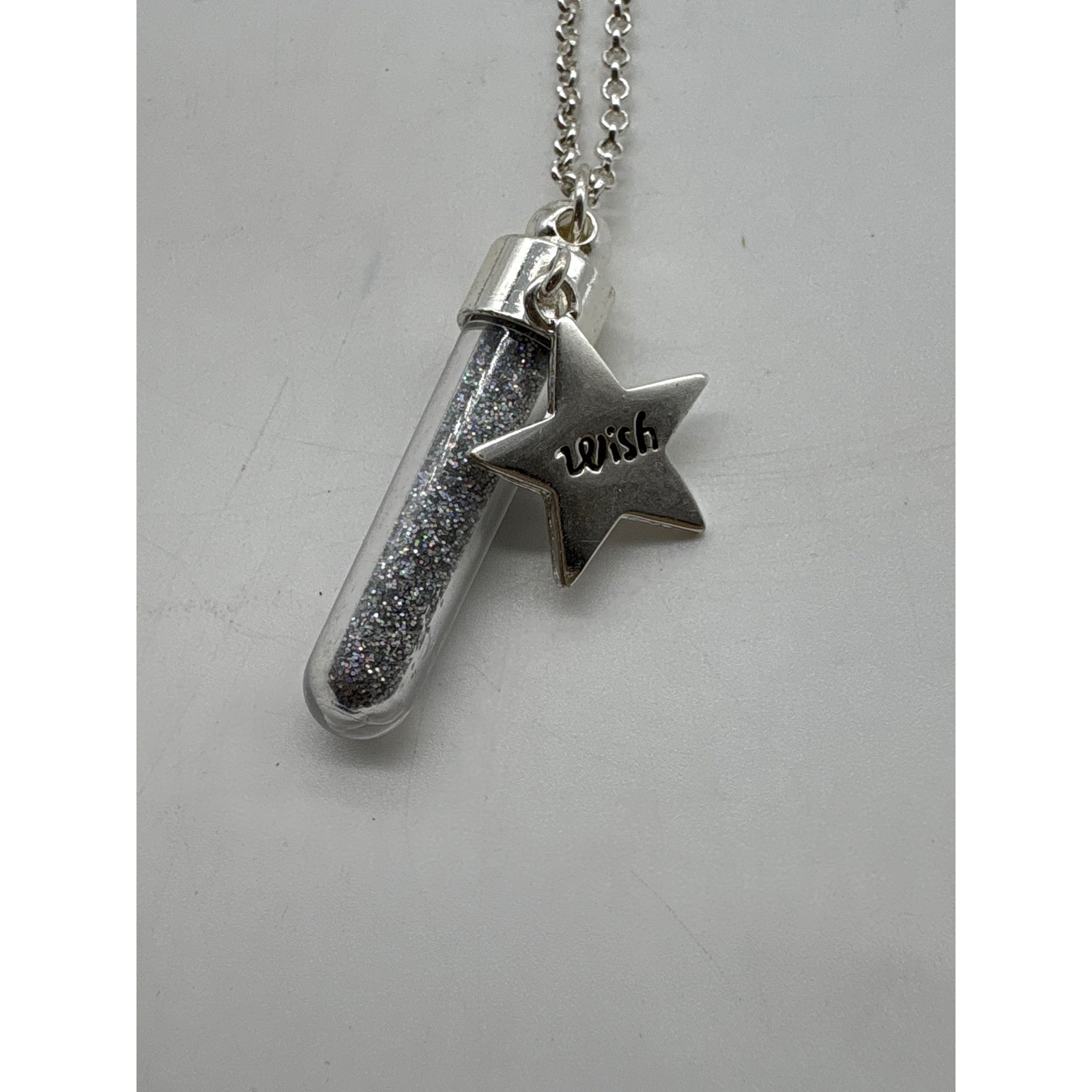 Fairy Dust Silver Tone Bottle of Silver Glitter Star Wish Fantasy Necklace J308