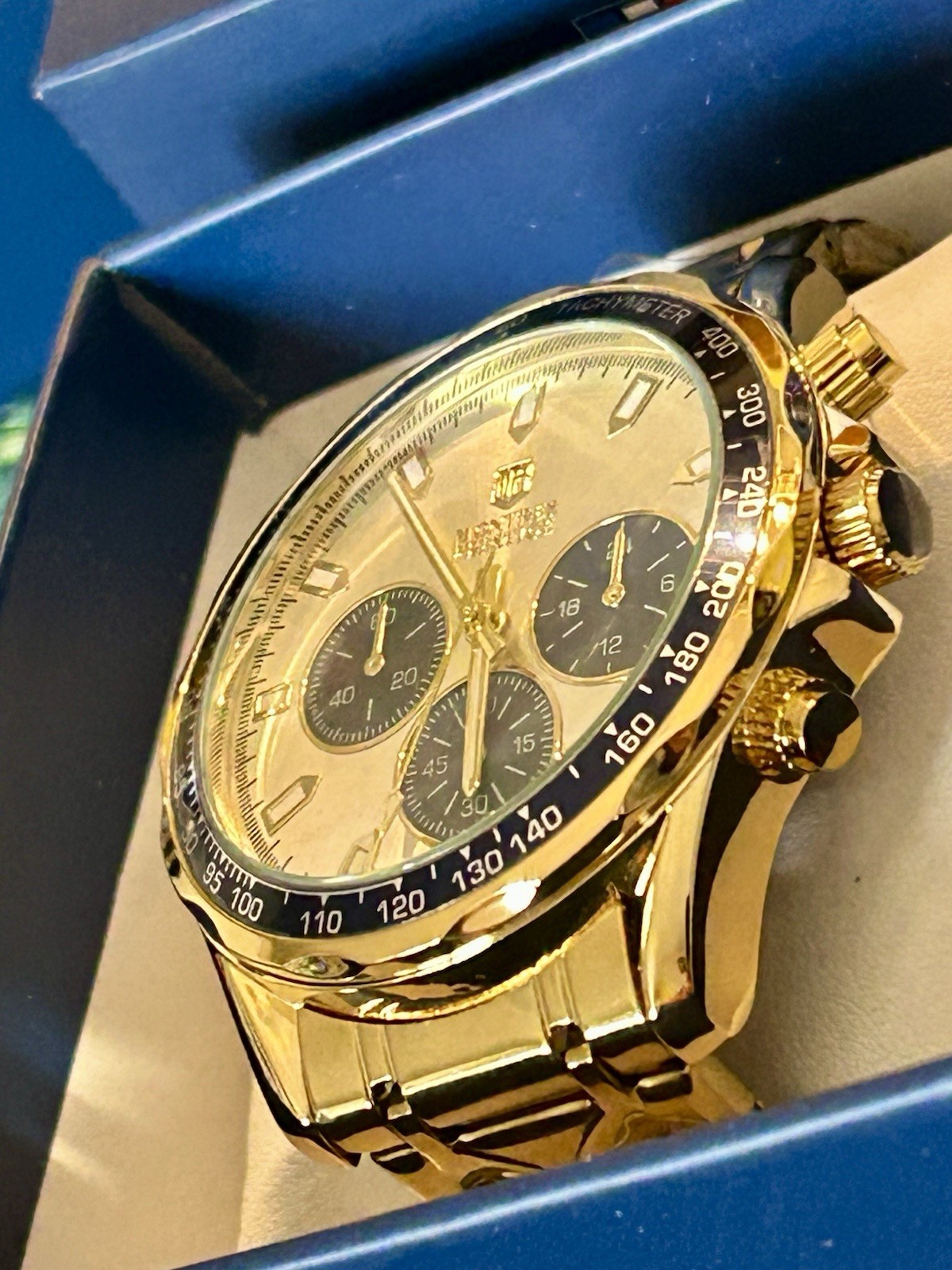 Montres Prestige X Invicta, 44.5mm, WR 30m, 8.5”, New/Box/3yr Wnty Gold MPW-0353