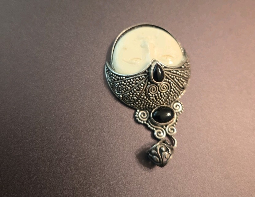 Victor Yurivilca Sajen Sterling Silver White Jadeit/Black Onyx Balinese Pendant
