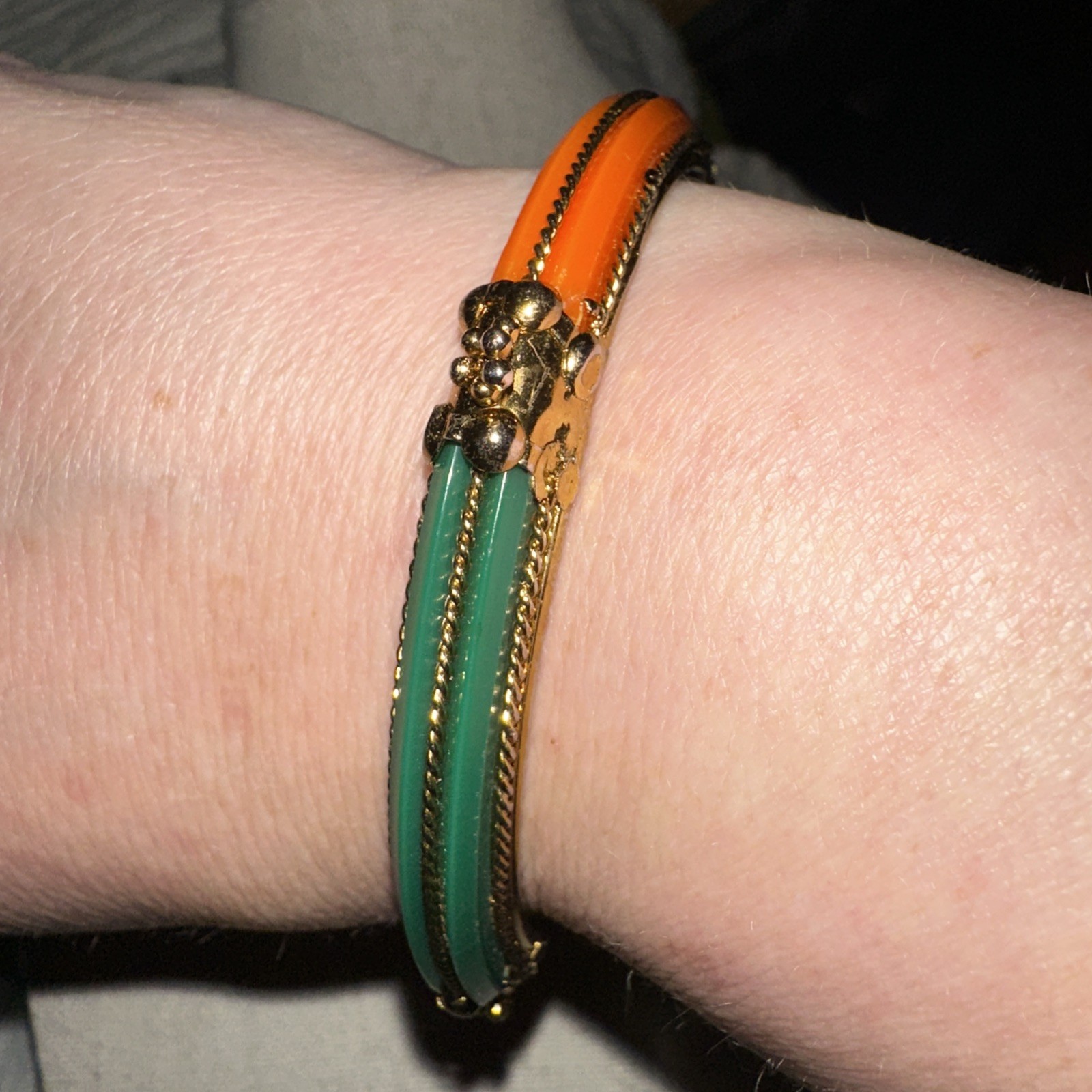 Vintage Jaipur Resin Inlay Bangle Gold Tone Carnelian Orange & Jade Green