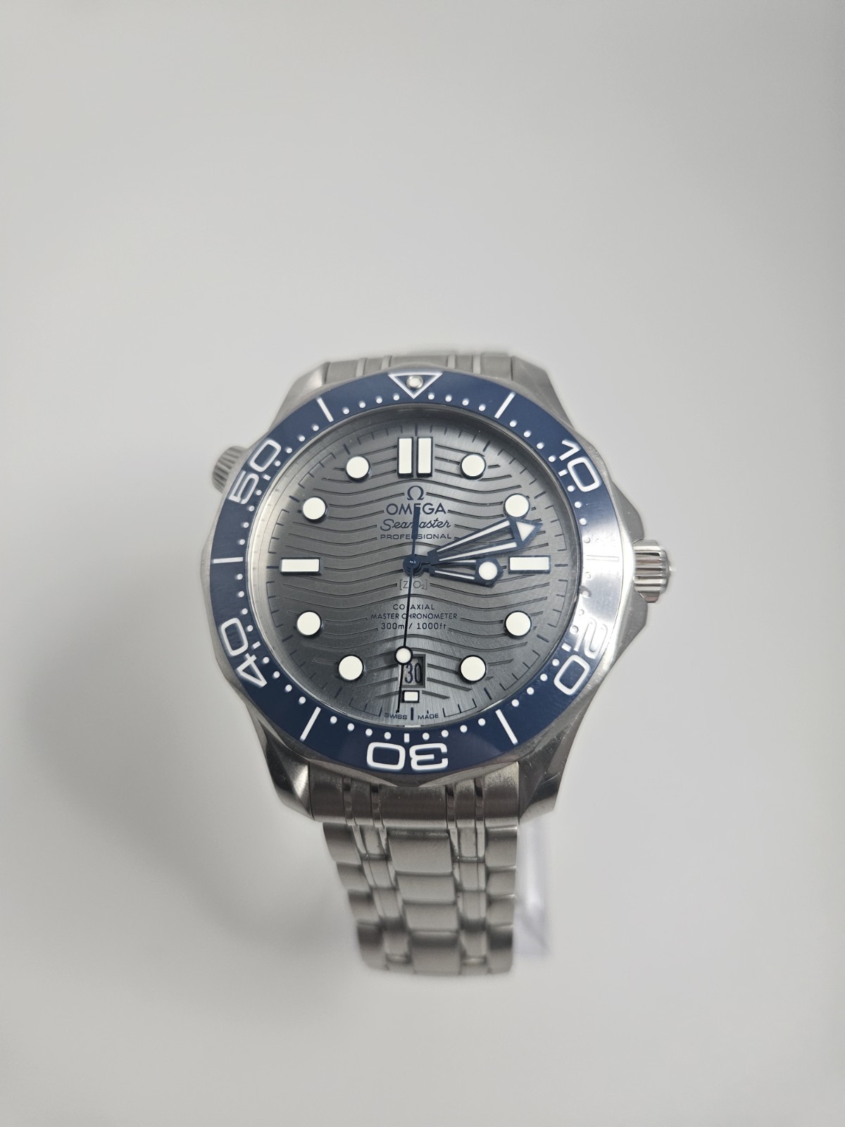 Omega Seamaster Diver 300M Co-Axial Master Chronometer- 060.01 – Full Set