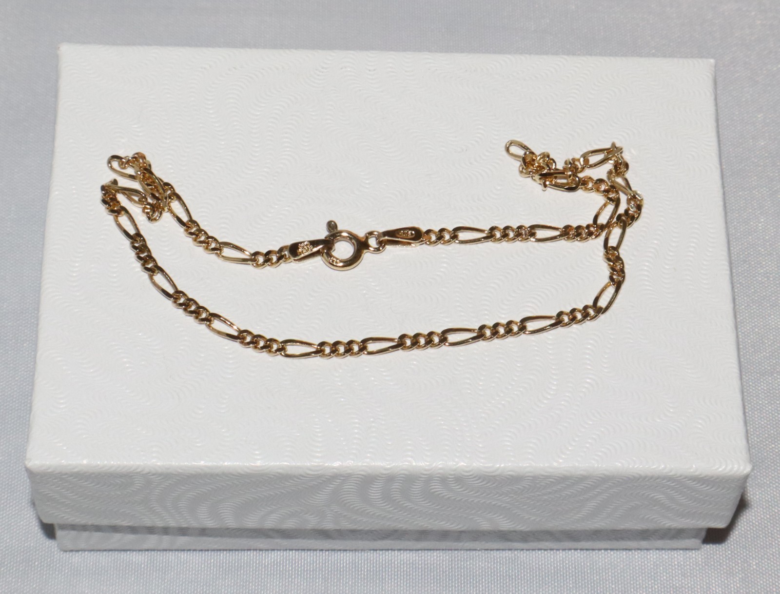Sterling Silver Gold Toned 9 inch 3mm Figaro Chain Anklet “Italy” 2.2 grams