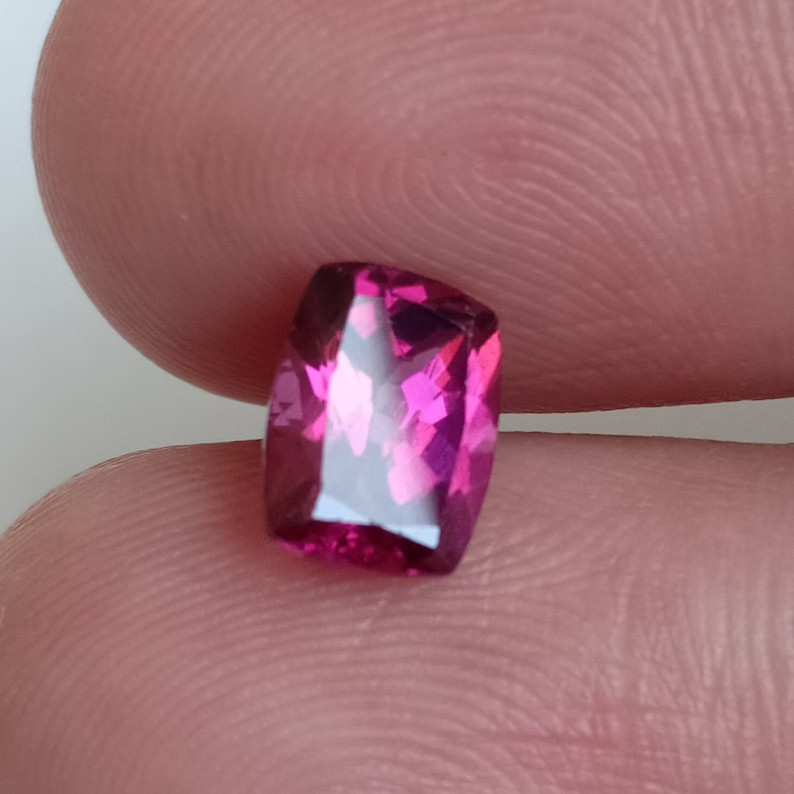 Natural Pyrope Almandine Rhodolite Cushion Cut Loose Gemstone AGR Certified 2 Ct