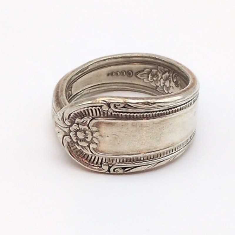 Vintage International Silver Plated Spoon Ring Cotillion Flower Pattern Size 9