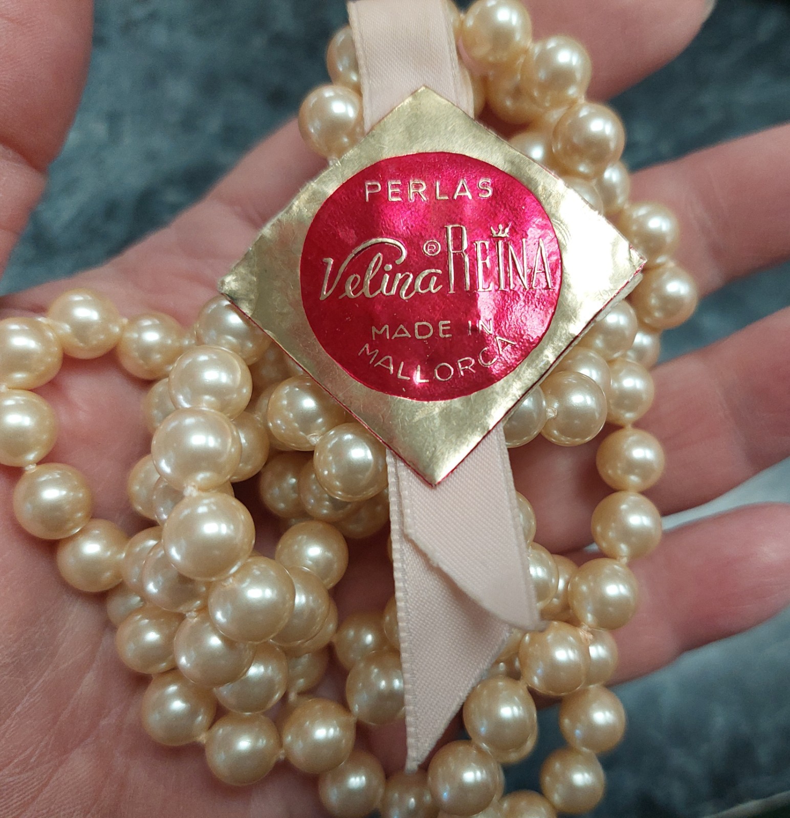 Stunning Vintage 8mm 46″ Perlas Velina Reina Mallorca Faux Pearls Opera Length
