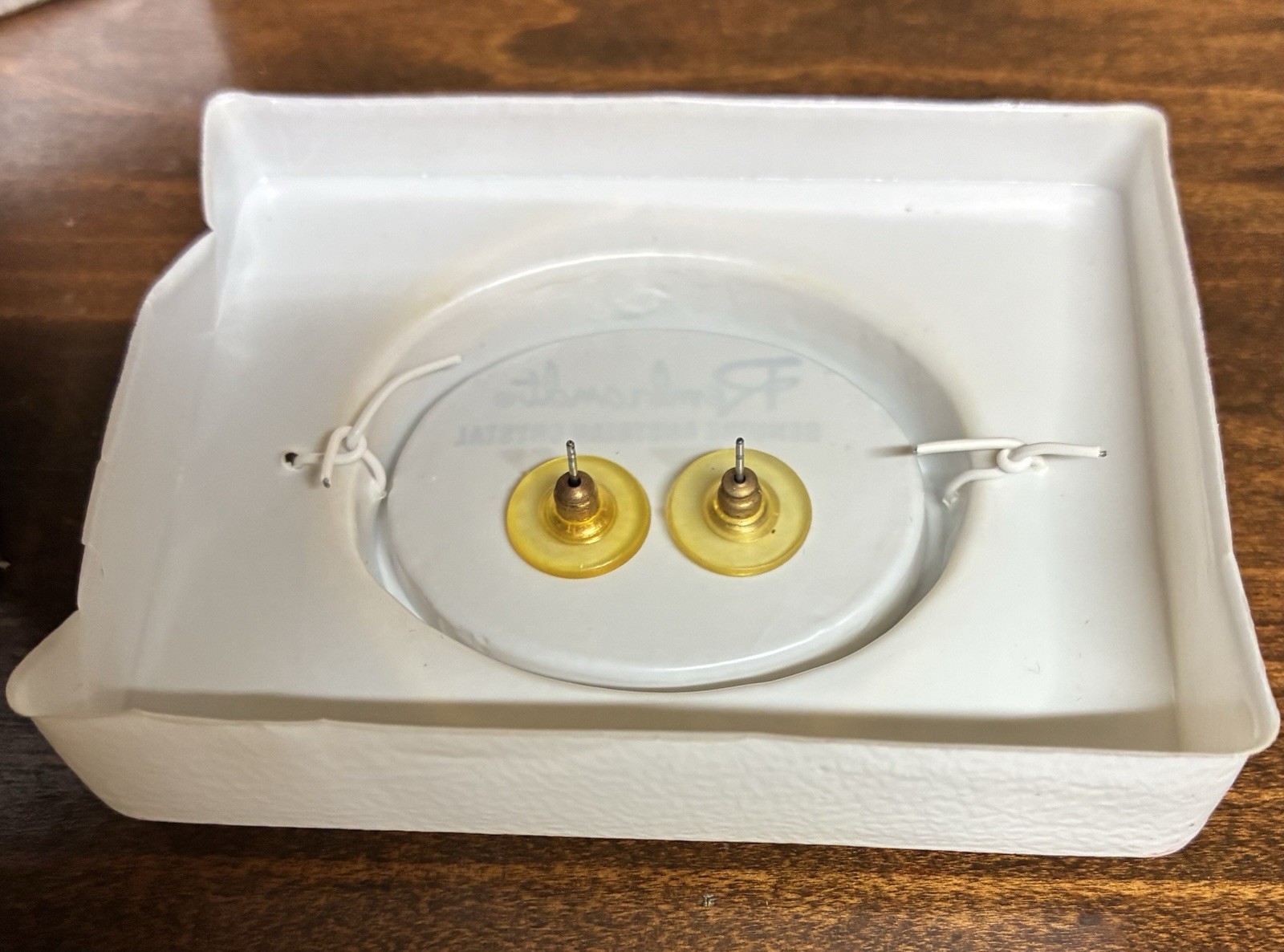 REMBRANDT EARRING AND BRACELET SET GENUINE AUSTRIAN CRYSTALS IN ORIGINAL BOX