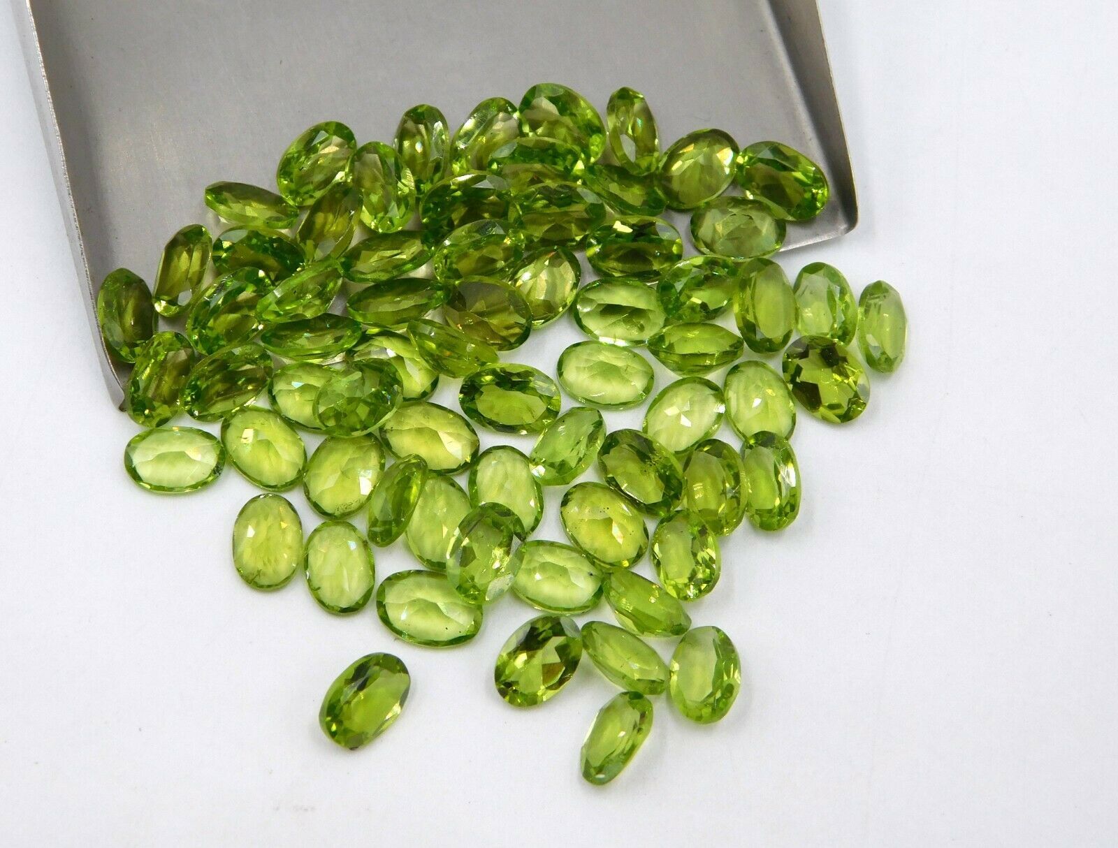 Natural Peridot Oval Cut Loose Gemstone 3×4 MM To 6×8 MM Wholesale Lot P-2371