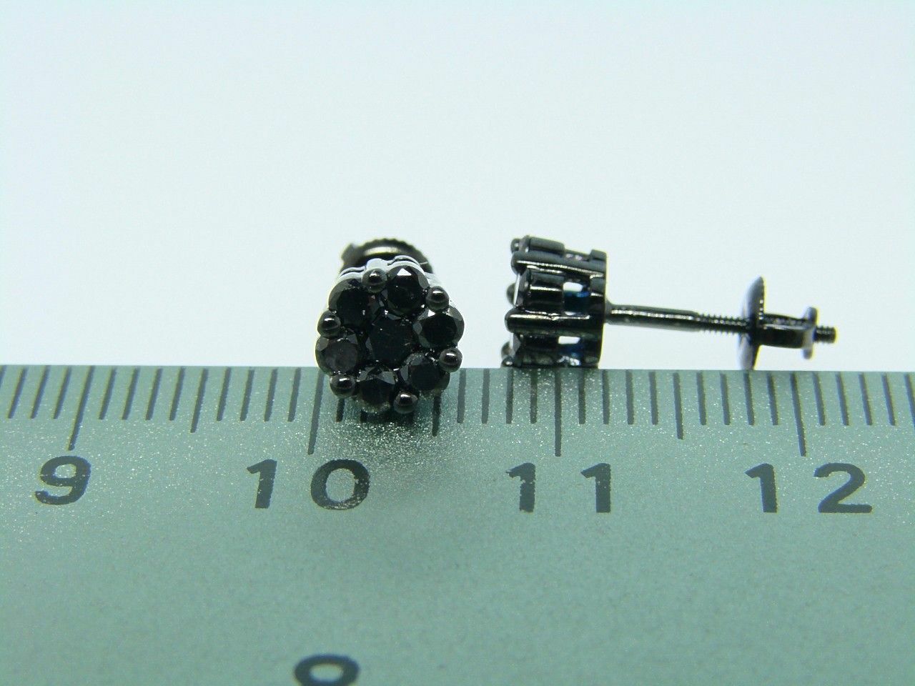 1.15ct Black Lab-Created Moissanite Flower Stud Earrings Women Black Gold Plated
