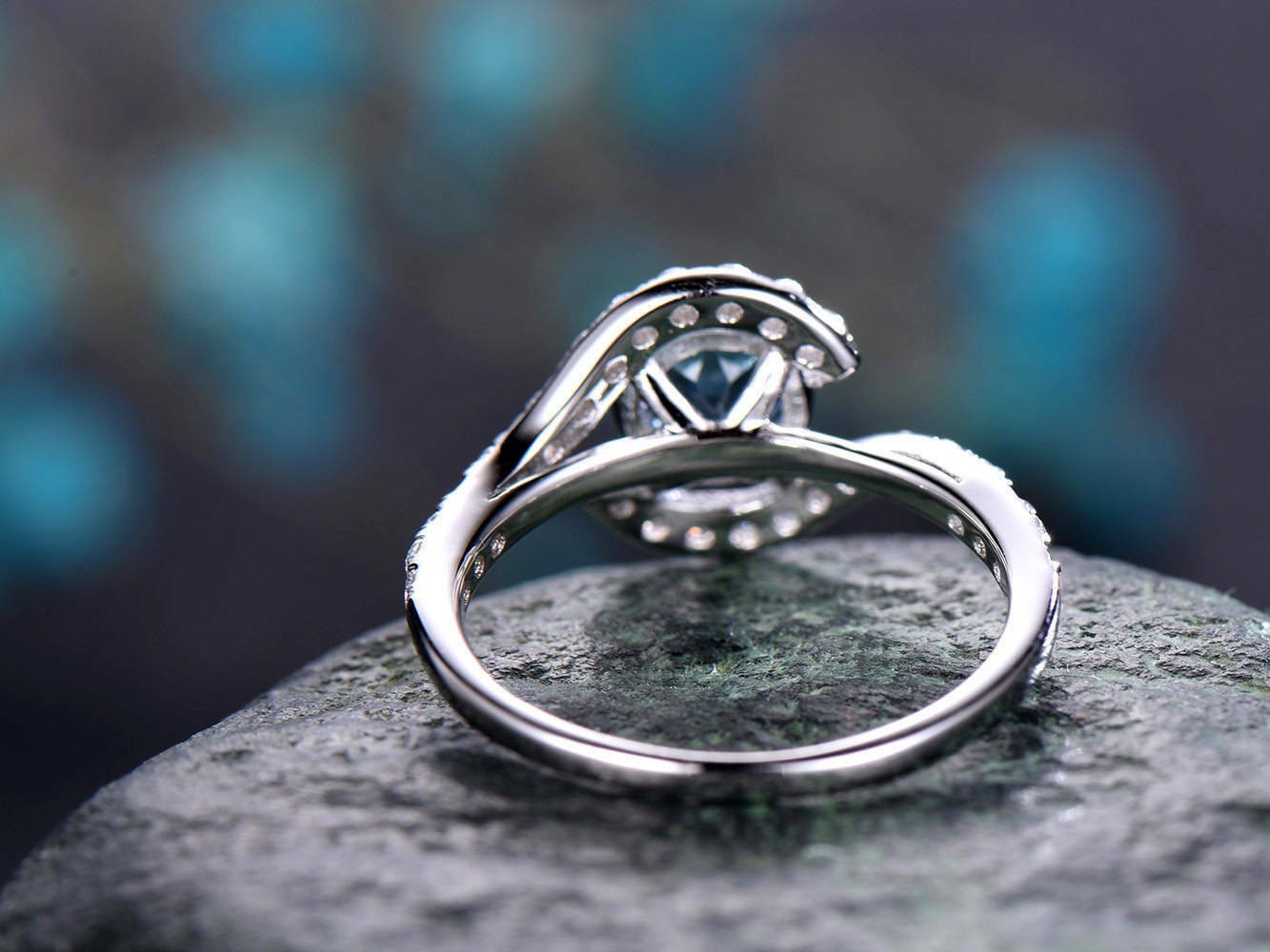 2Ct Round Cut Simulated Aquamarine Women’s Lovely Ring In 14K White Gold Plated