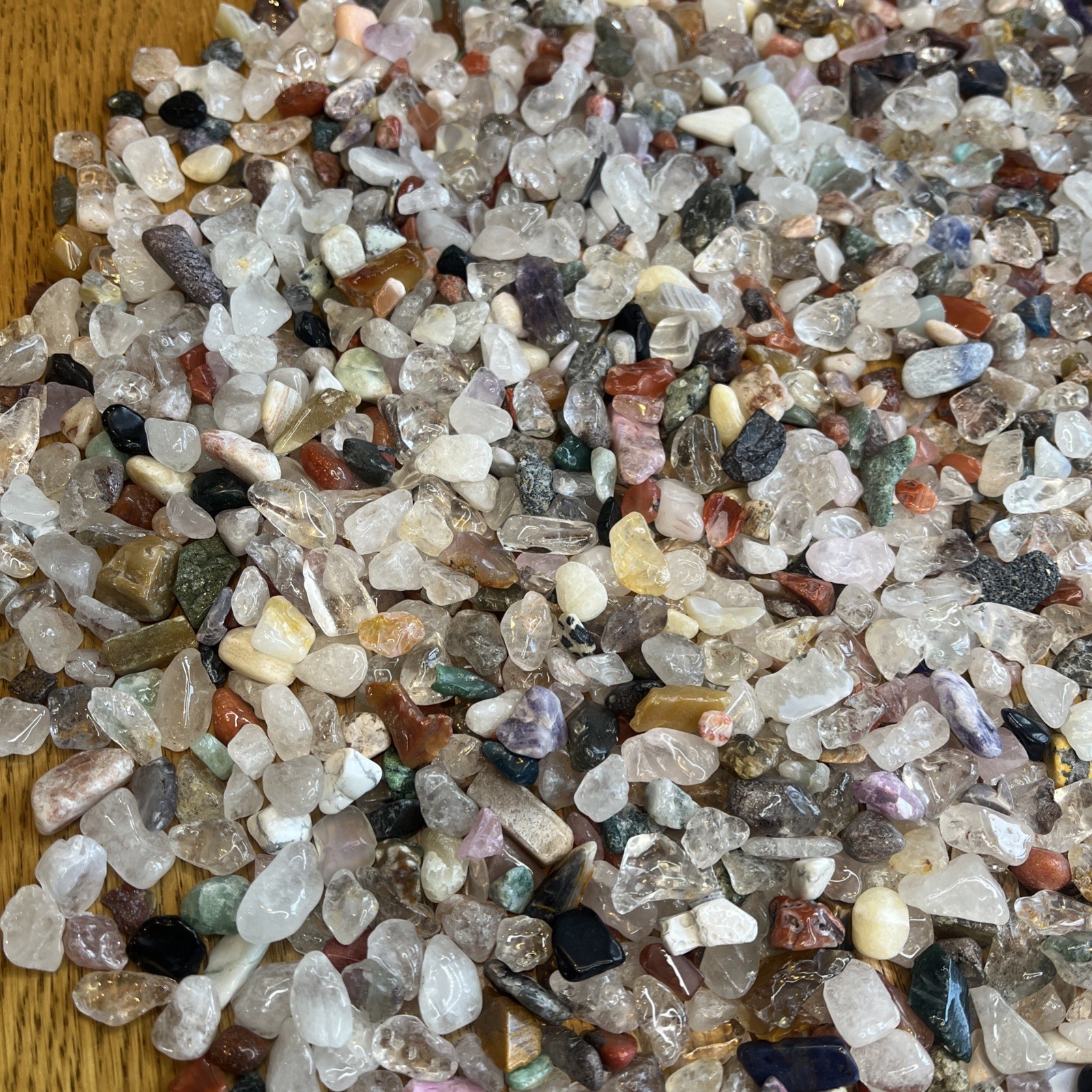 Small Mixed Crystals Mini Gemstones,Chips Ideal For Crafting 1.4 kg