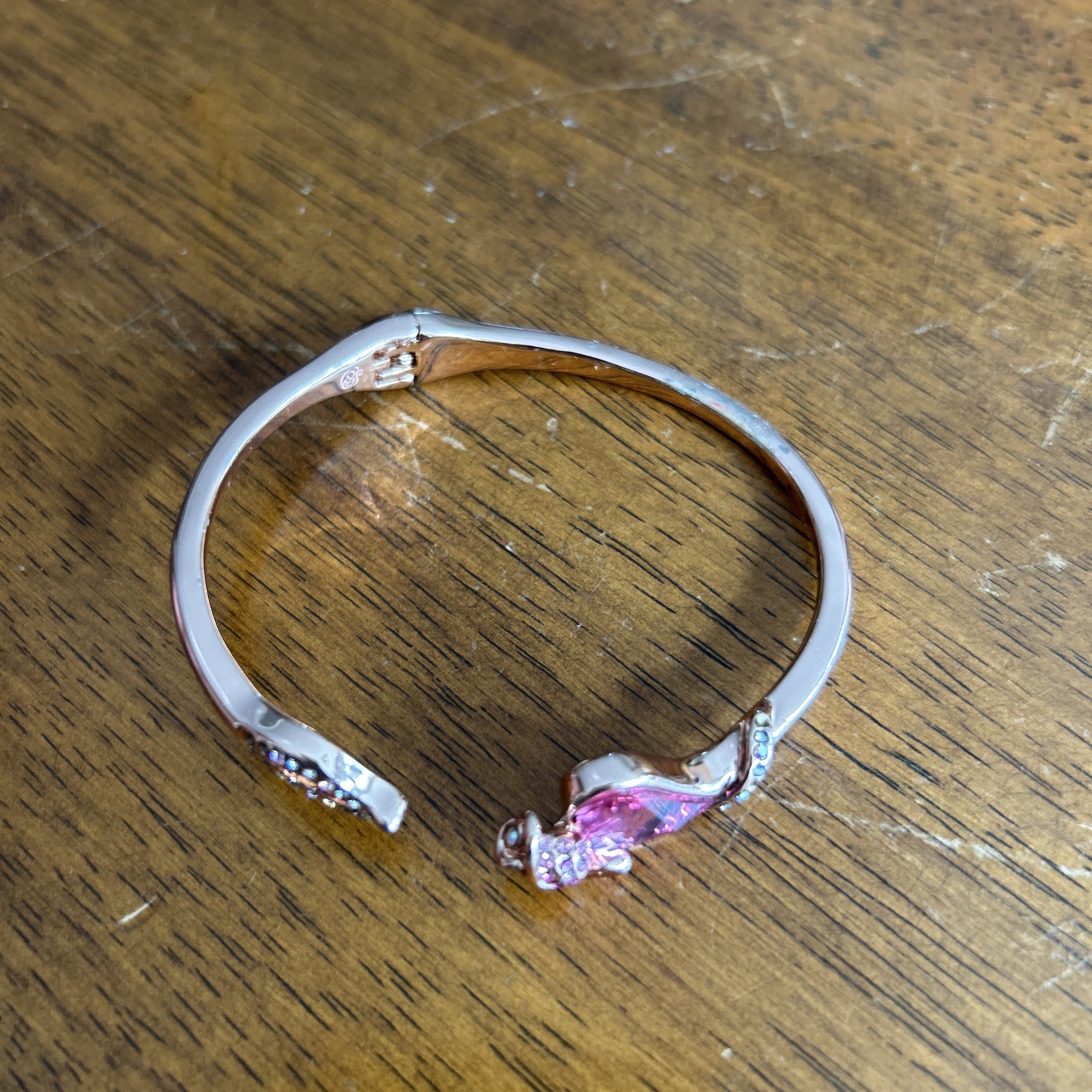 Qianse Swarovski Crystal Bracelet Pink Heart AB Rose Gold Tone Hinged Cuff 2.5”