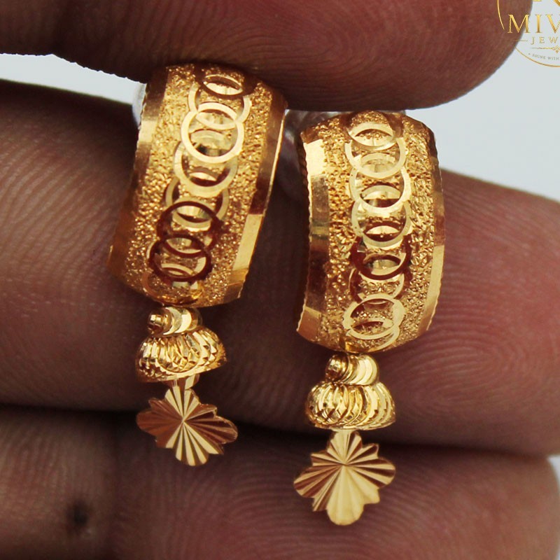 22K Gold Stud Earrings 2.8g BIS 916 Modern Bright Gold Jewelry