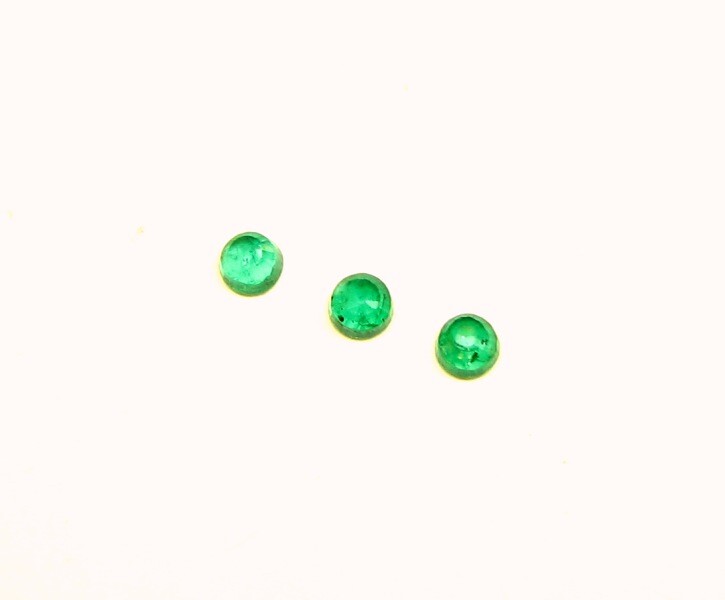 Natural Round Green Emerald 3 Pcs lot 0.59 Ct Tol, 3.5 x 2.1-2.3 MM ( WxD )