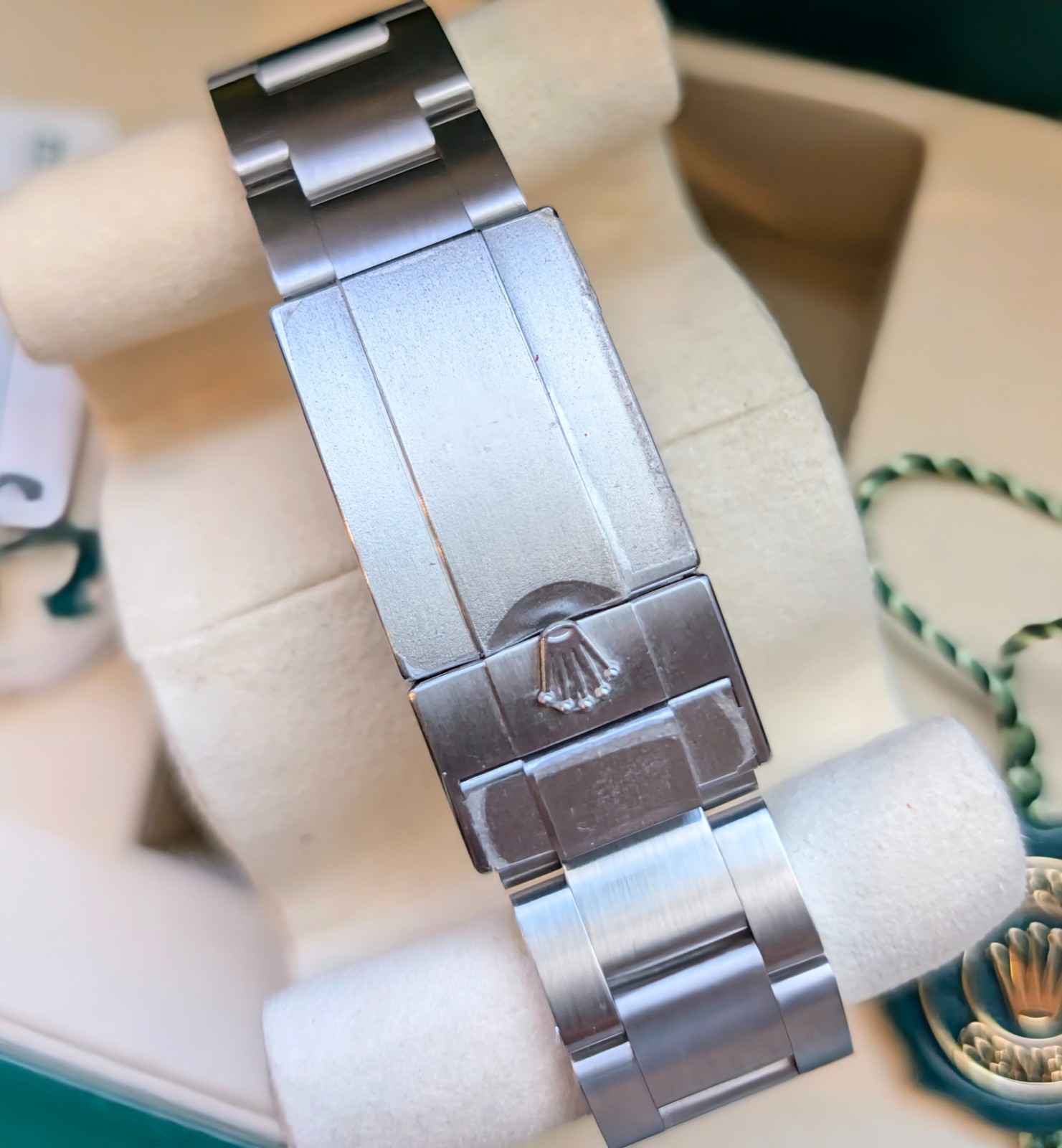 Rolex Air-King 126900 – Full Set – Sept 2025 – Bezel Guard, 12 Links, Unpolished
