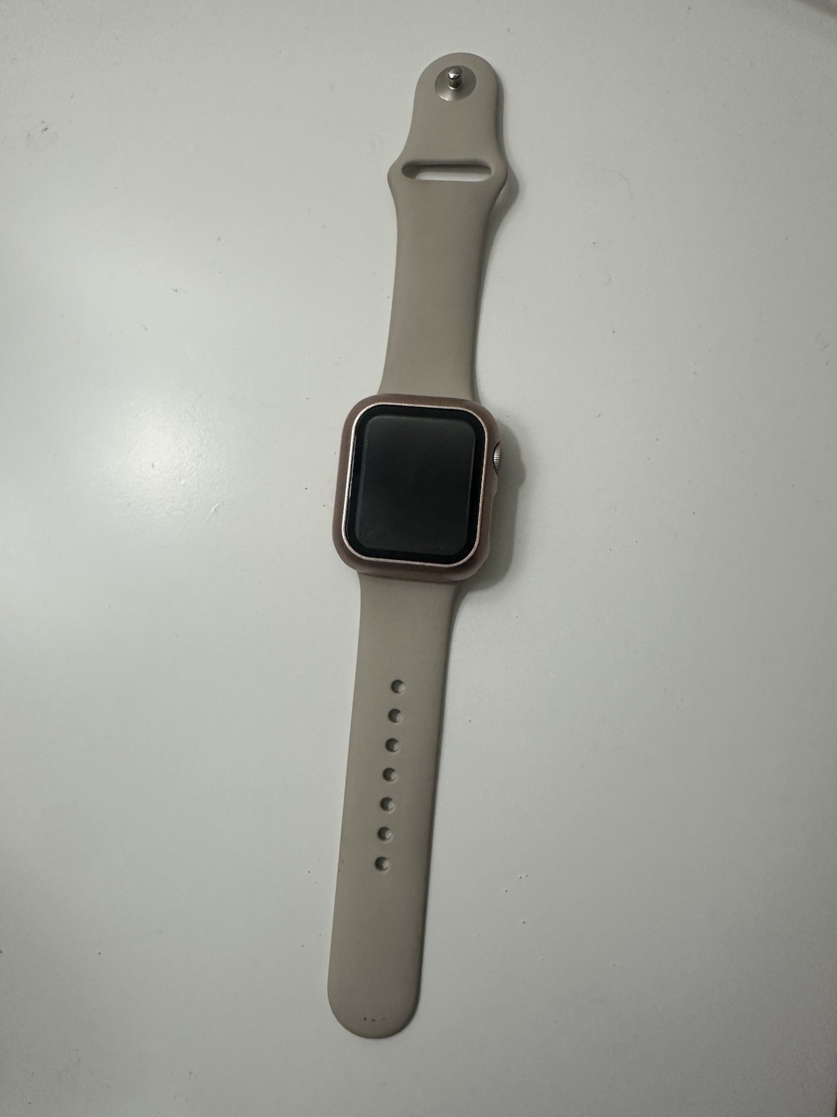Apple Watch SE 40mm GPS Rose Gold – Works – With Band – No Charger