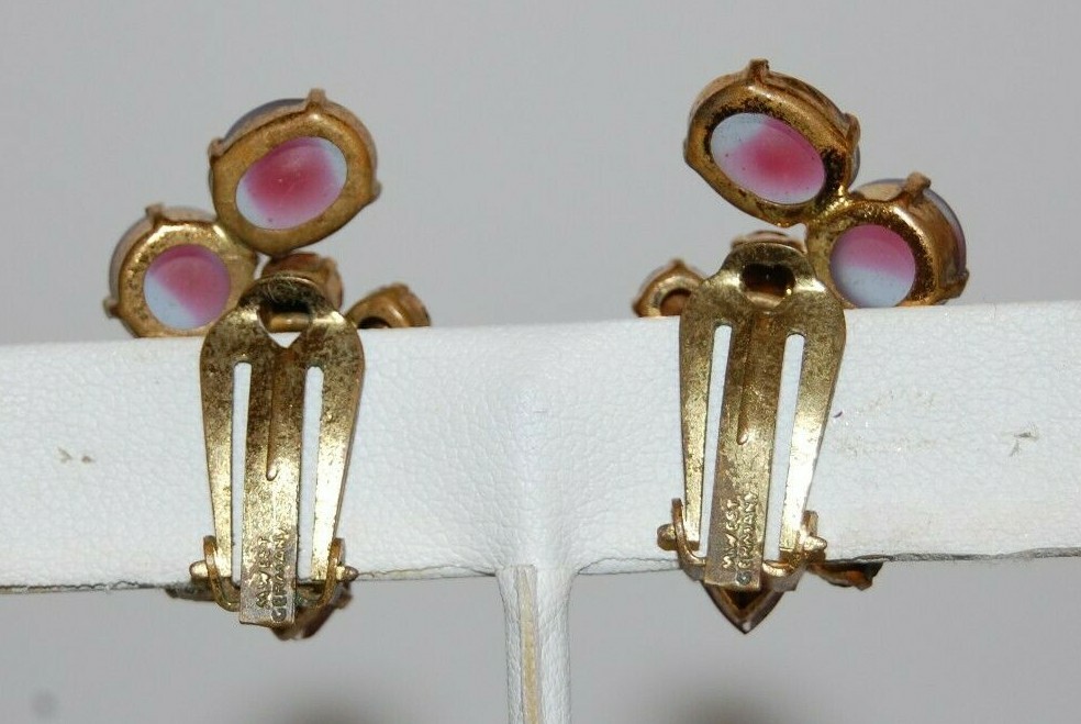 ELEGANT VTG JULIANA COUTURE PINK FROSTED CRYSTALS OPEN BACK GOLDEN CLIP EARRINGS