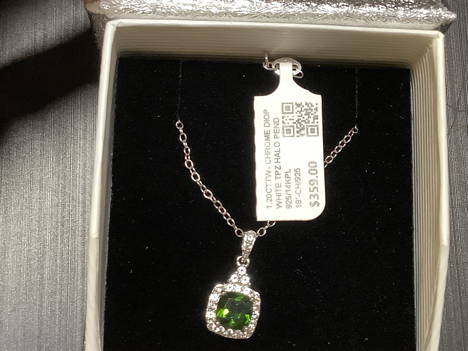 NATURAL CHROME DIOPSIDE & TOPAZ HALO EMERALD RING &MATCHING NECKLACE & PENDANT