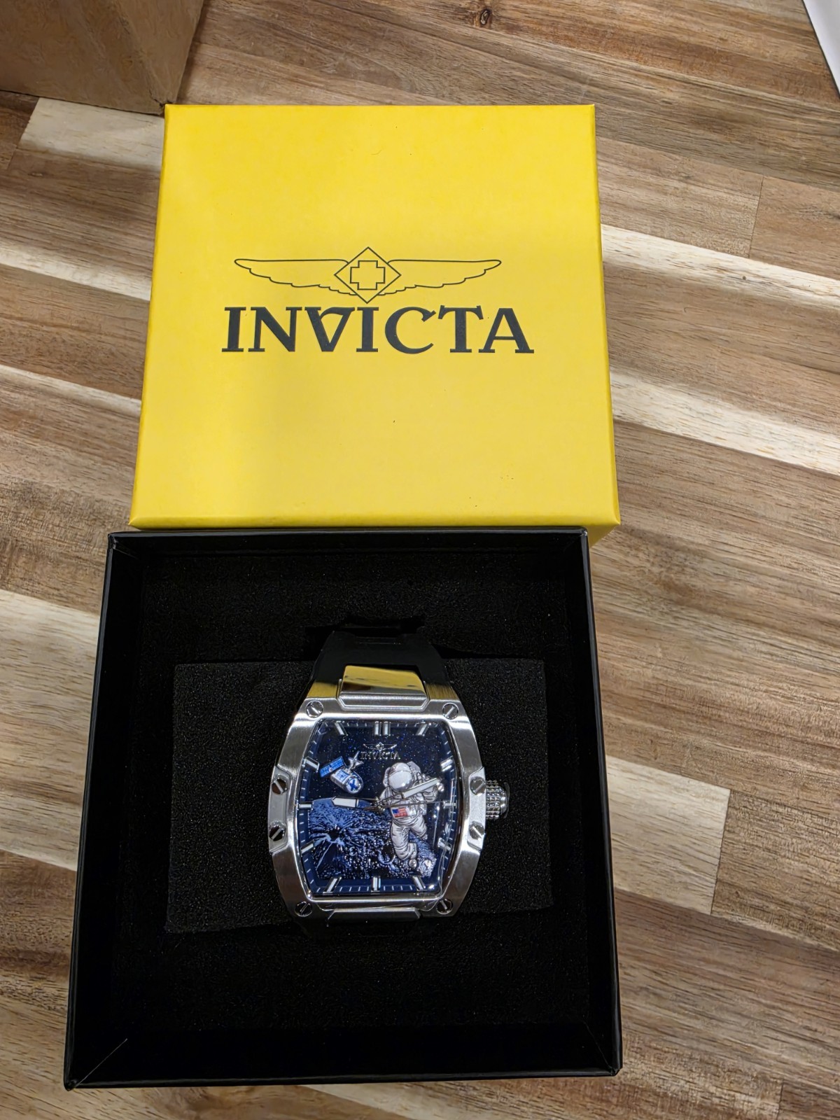 Invicta S1 Rally Moonlander Men’s Watch – 43mm 50643 Blue Glitter Dial New