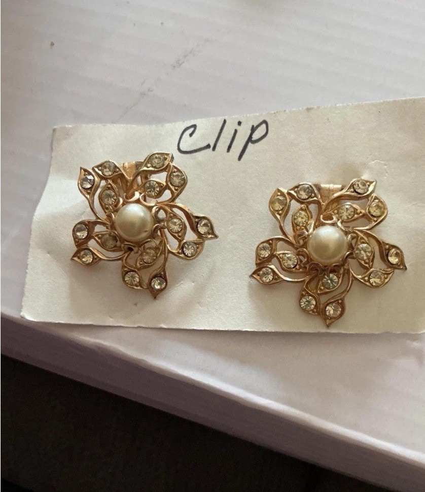 Clear Rhinestone Magnolia Flower Earrings Faux Pearl Costume Jewelry