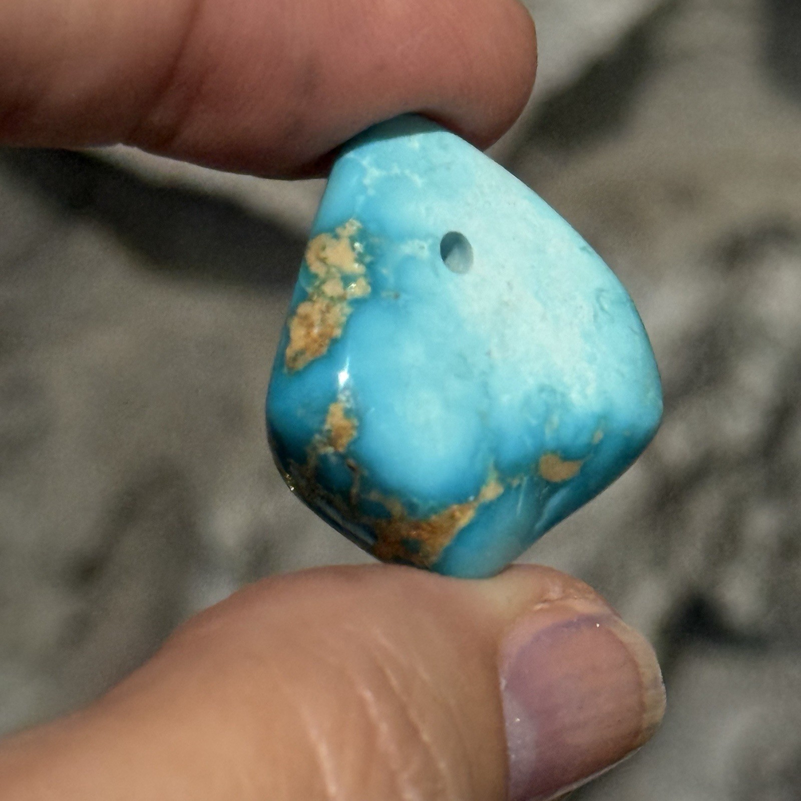 35.6ct 26.7×23.2x10mm Light Blue Hubei Turquoise Drilled Stone Pendant Old Stock