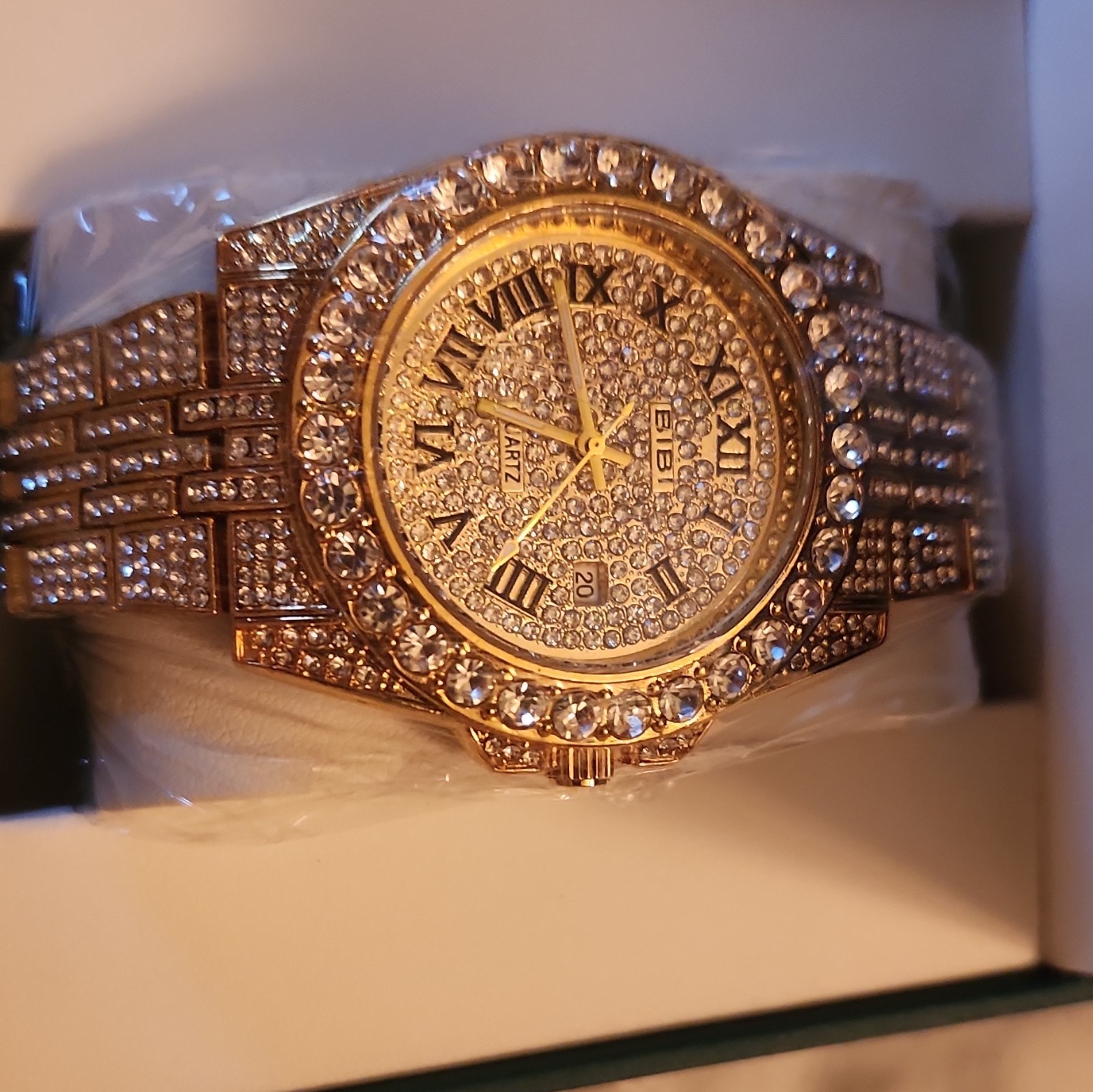 BIBI Luxury Quartz Analog Gold Tone Roman Dial Date Gem Bezel Bracelet Box