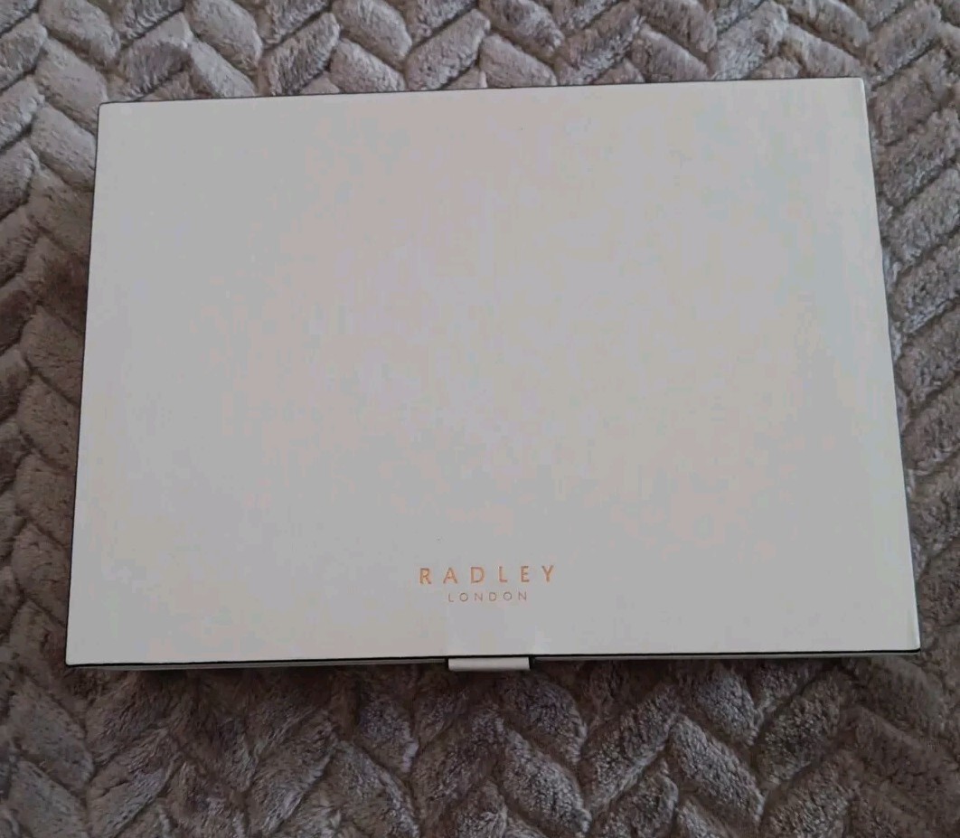 Radley London White Jewelry Box Case Storage Travel Organizer Magnetic Closure