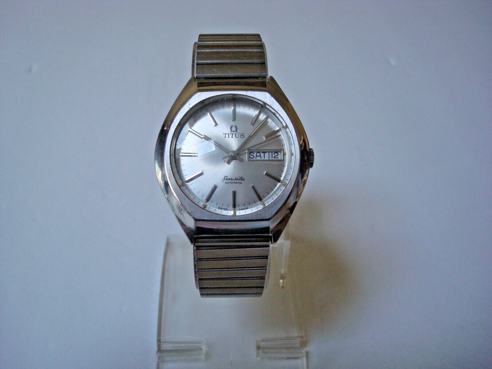 Titus Pierre Vallee Men”s Automatic SS Watch ETA 2879 DD QS Titus Band 5xSigned