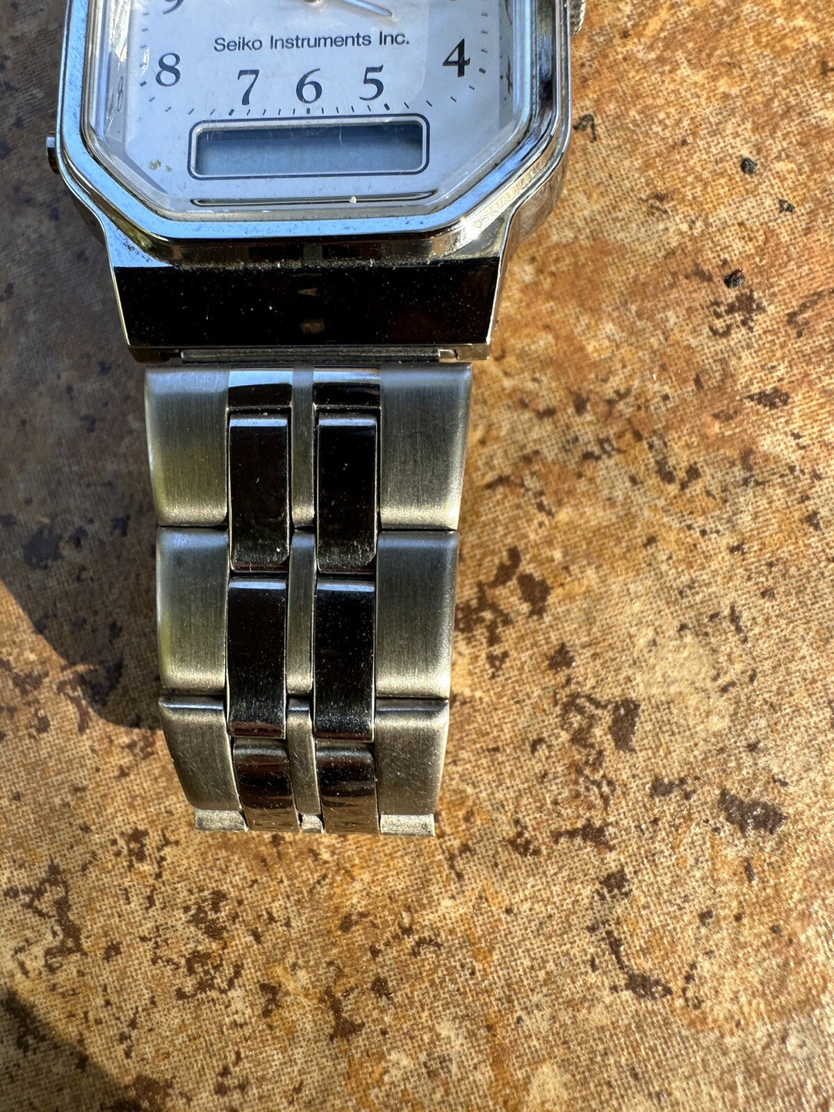 Vintage Seiko Instruments Inc Digital Analog Watch 1995 LSU Relays~Needs Battery