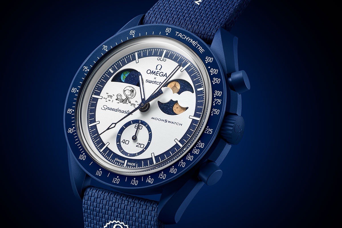 Swatch x Omega Watch MISSION TO EARTHPHASE – MOONSHINE GOLD